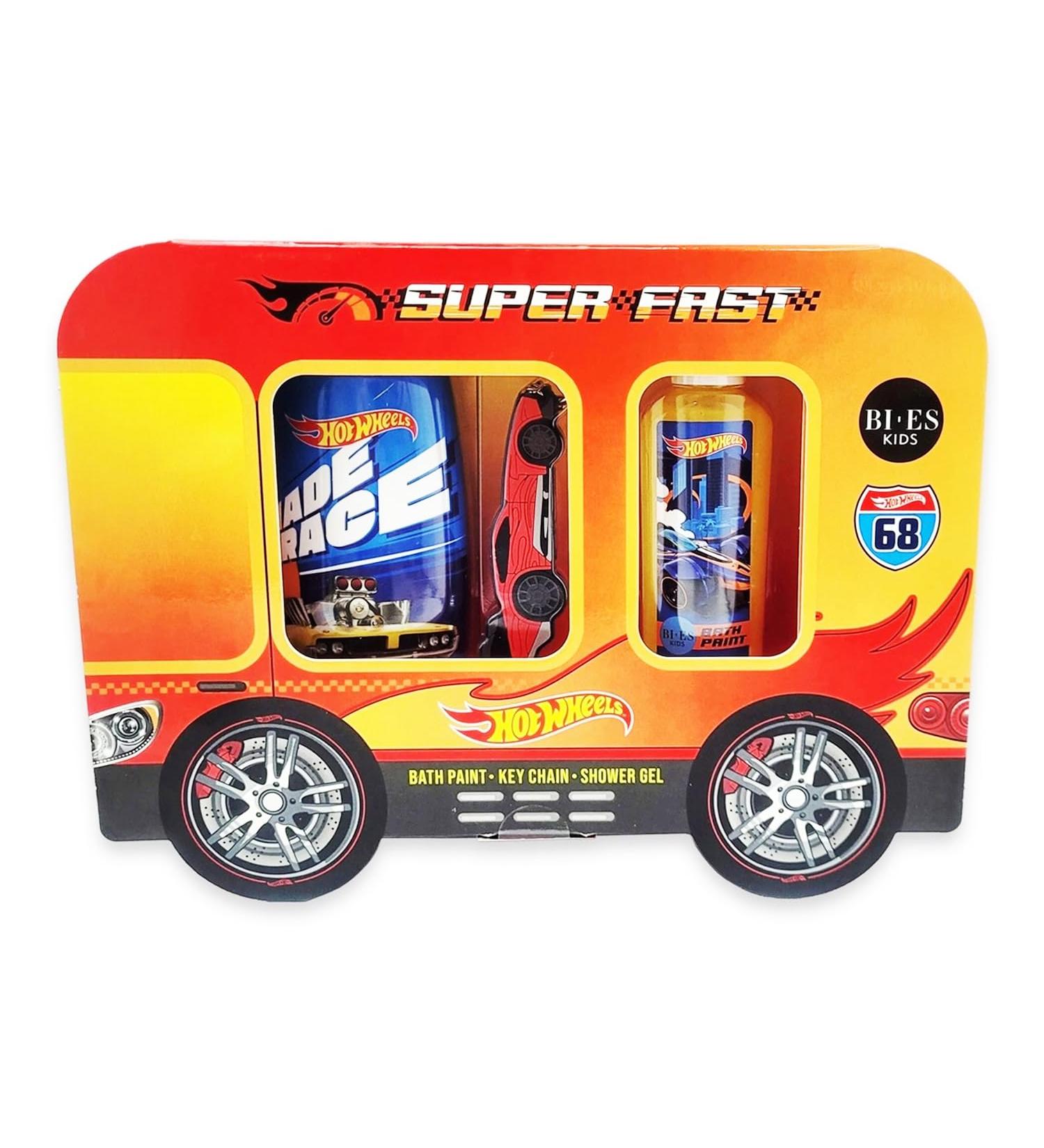 Hot Wheels Super Fast Bath Time Kids Gift Set - Refreshing Shower Gel (250ml) Vibrant Bath Paint (60ml) and a Cool Hot Wheels Key Chain for Kids