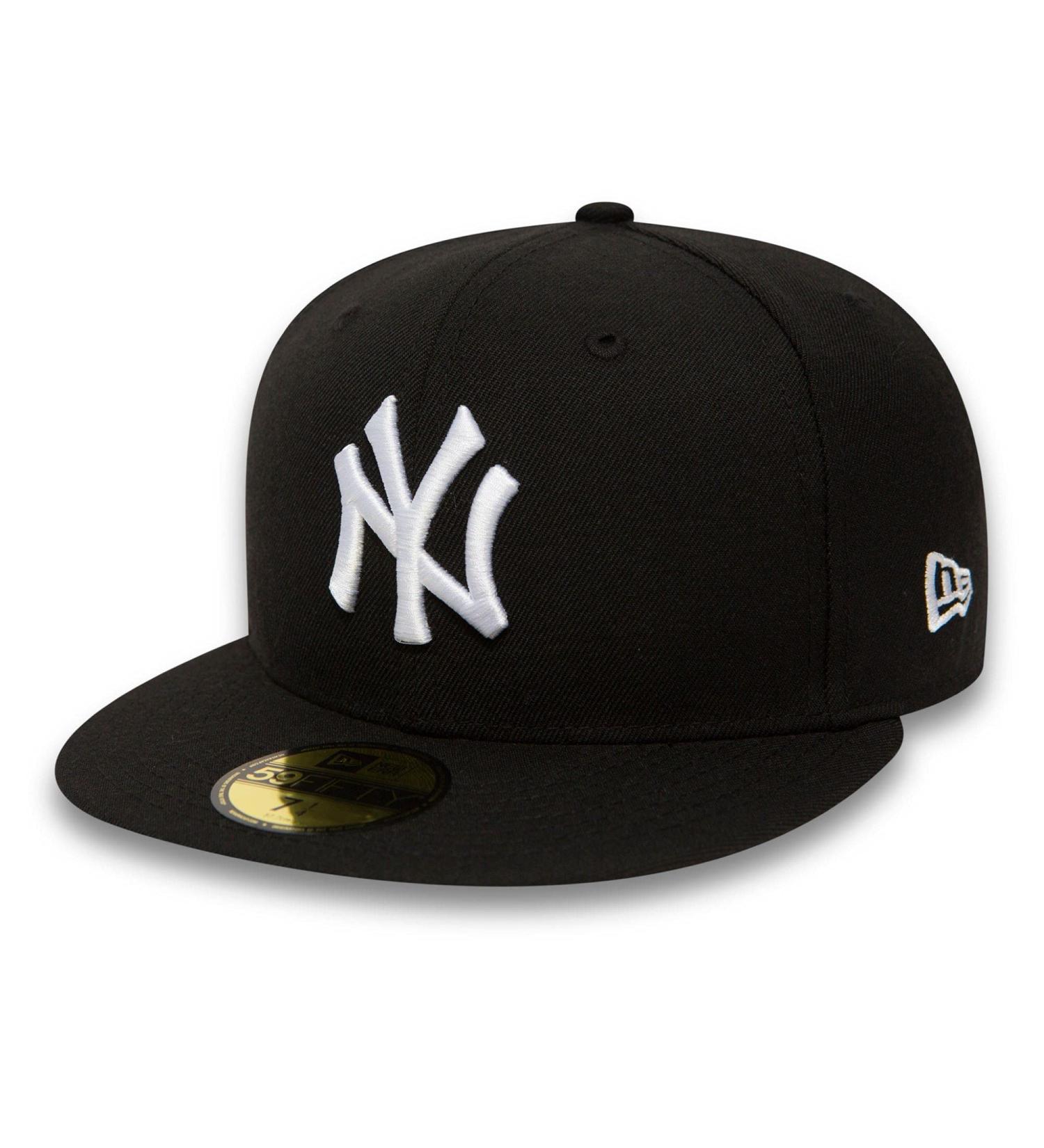 Buy New Era New York Yankees 59Fifty Cap - Black on Black 58 NY Yankees Hat | International Shipping Available - Buy Online on GoSupps.com