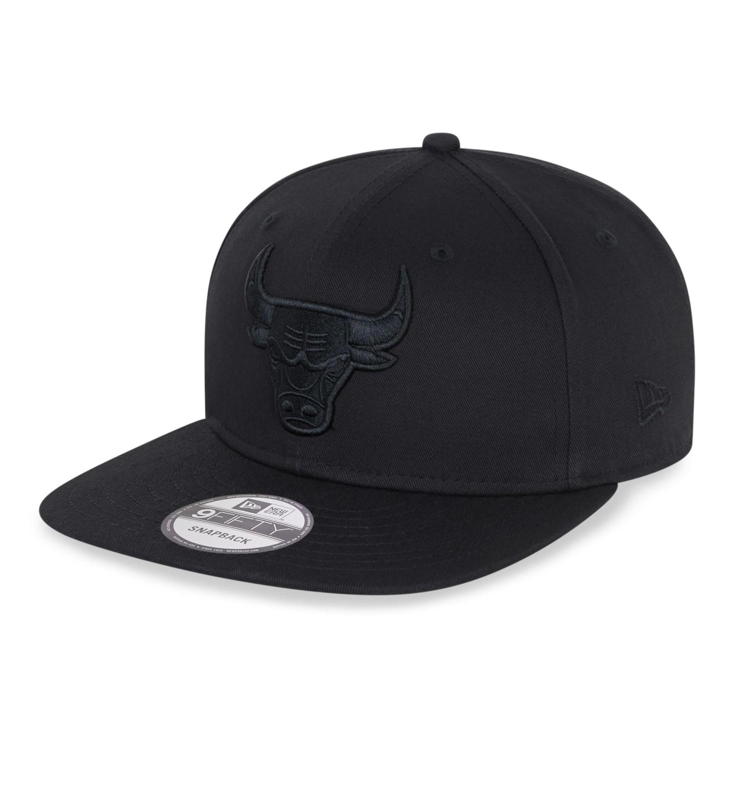 New Era Chicago Bulls NBA Black on Black 9Fifty Snapback Cap - Stylish & Authentic ML 950-Bulls-Black-#33825 - Buy Online on GoSupps.com