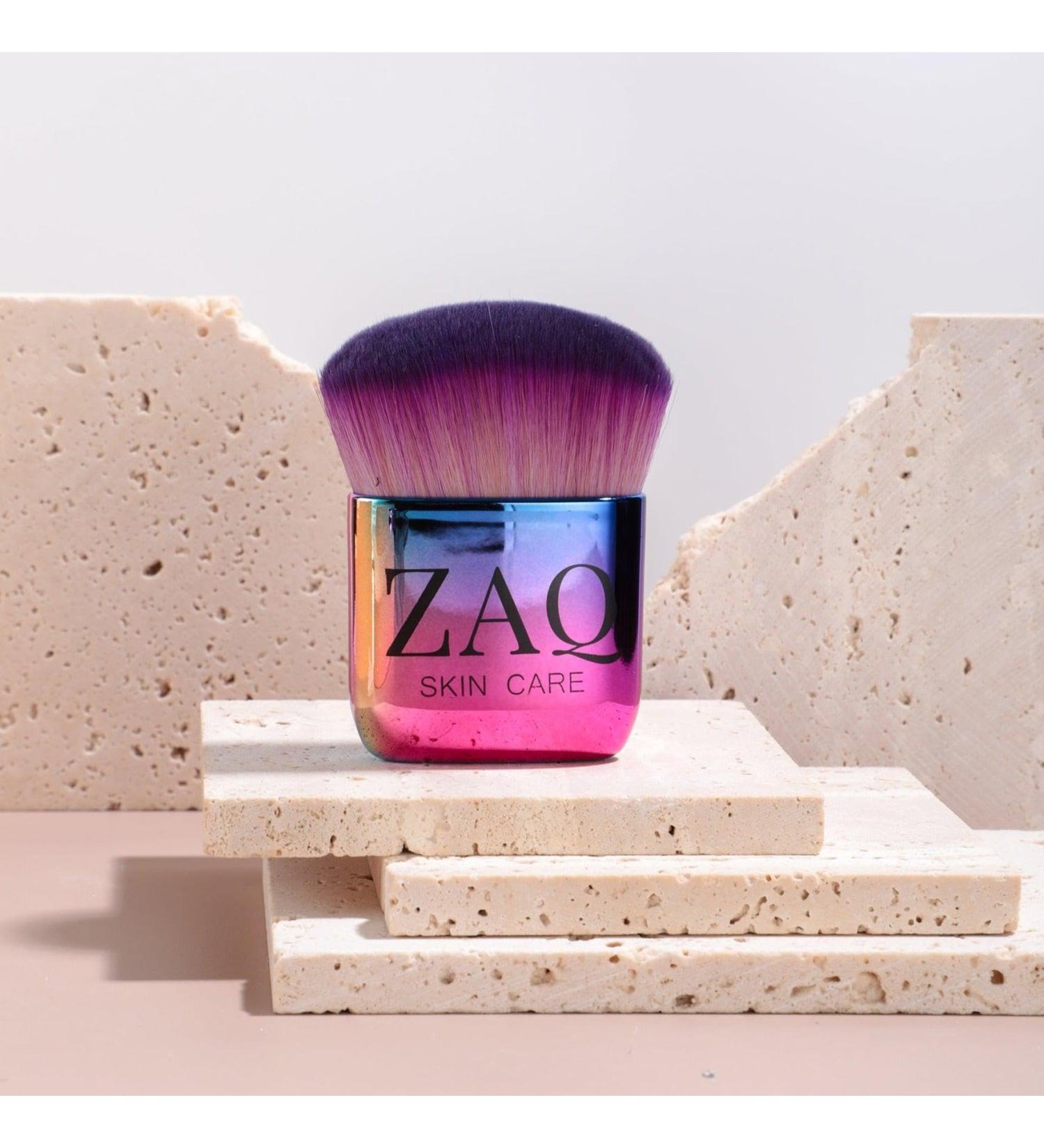 ZAQ UltraBlend Kabuki Brush: Seamless Liquid Foundation and Powder Blending Black