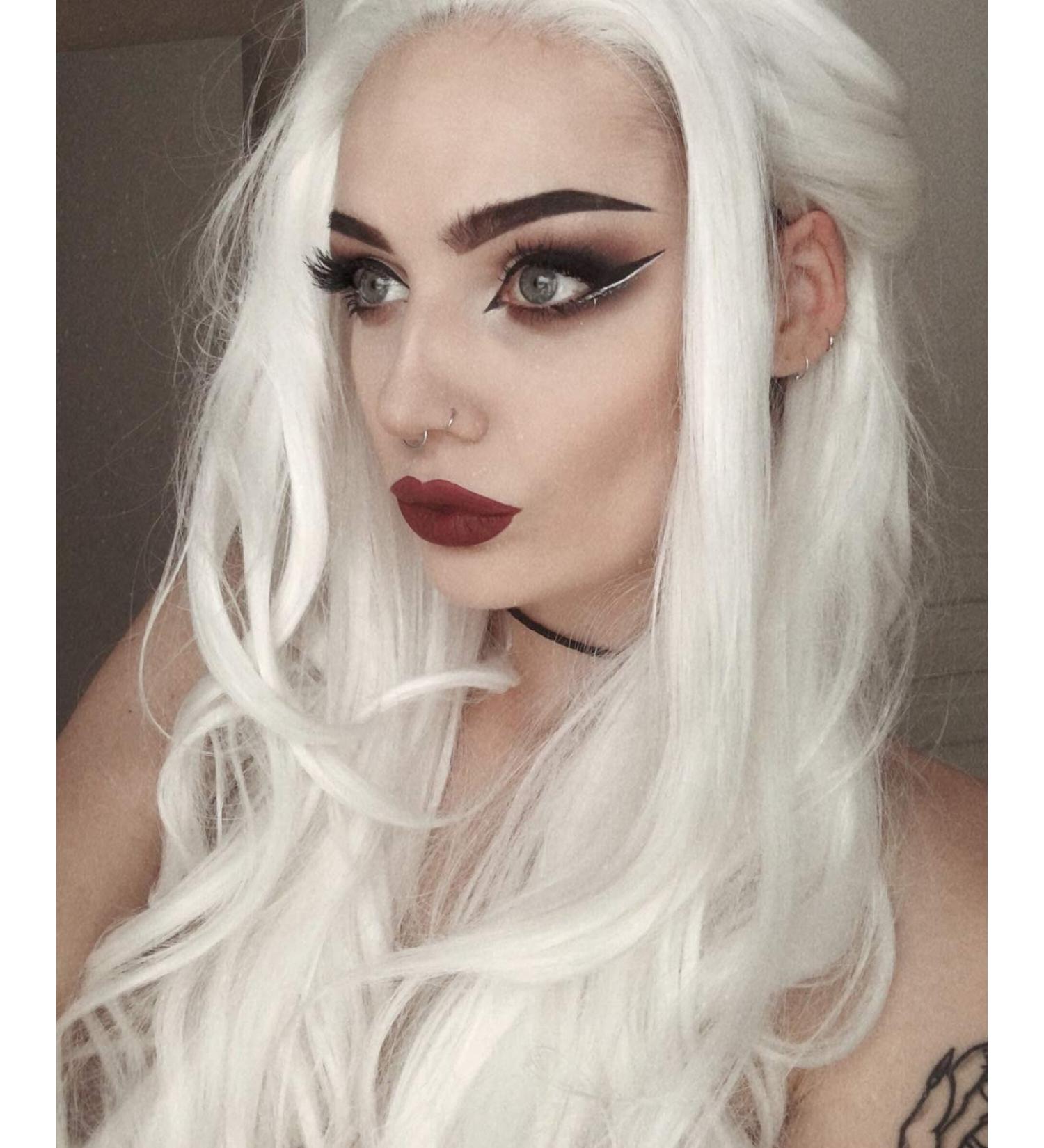 Kunsthaar Wig 61 cm Platinum Blonde Natural Waves U-Part Lace Glue-Free Heat-Resistant Fiber for Women - Buy Online on GoSupps.com
