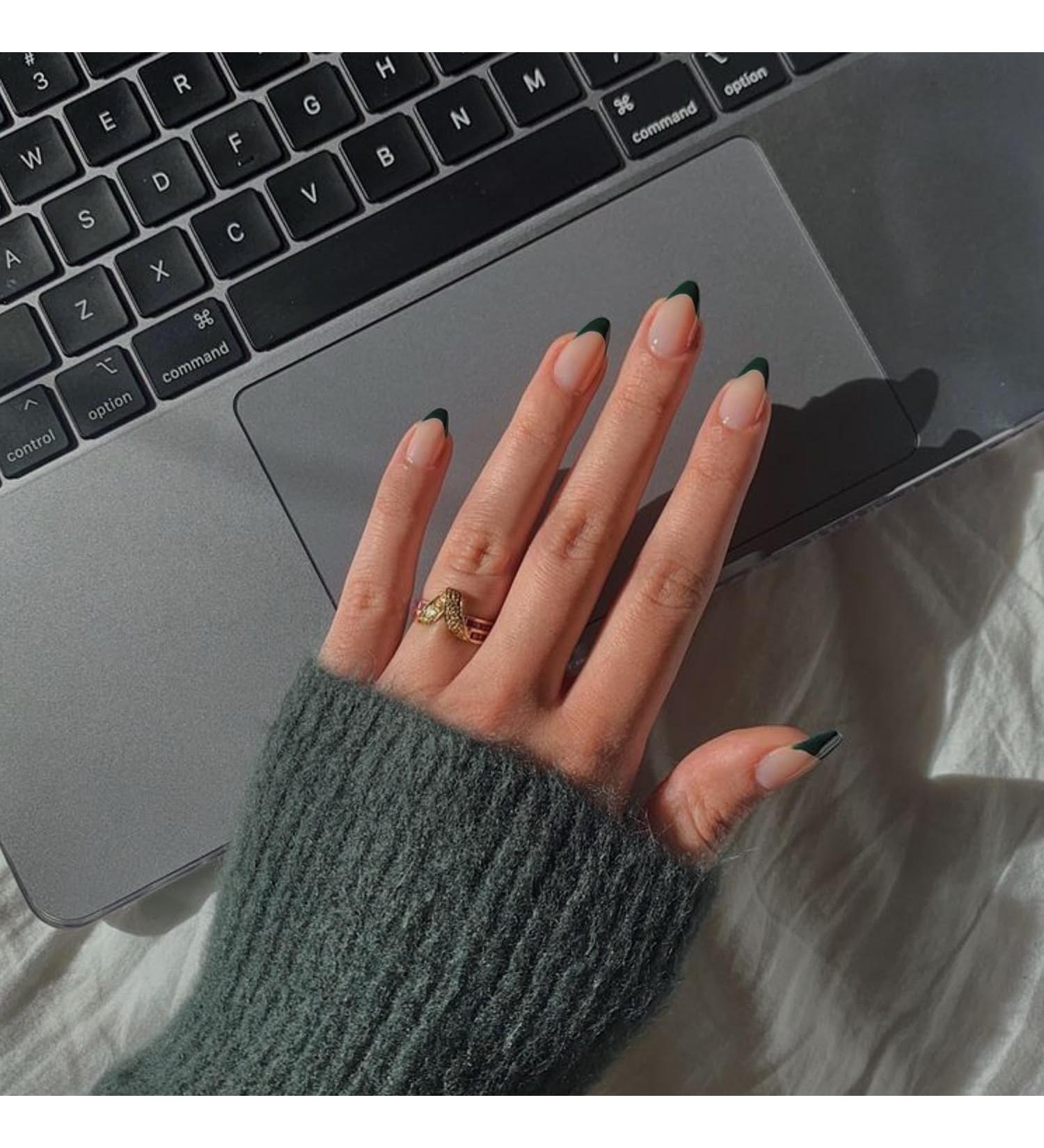 30 PCS Dark Green Almond French Tip Press-On Nails | Medium Short False Nails | SXVME Glue-On Gel Acrylic Nails for Women - Buy Online on GoSupps.com