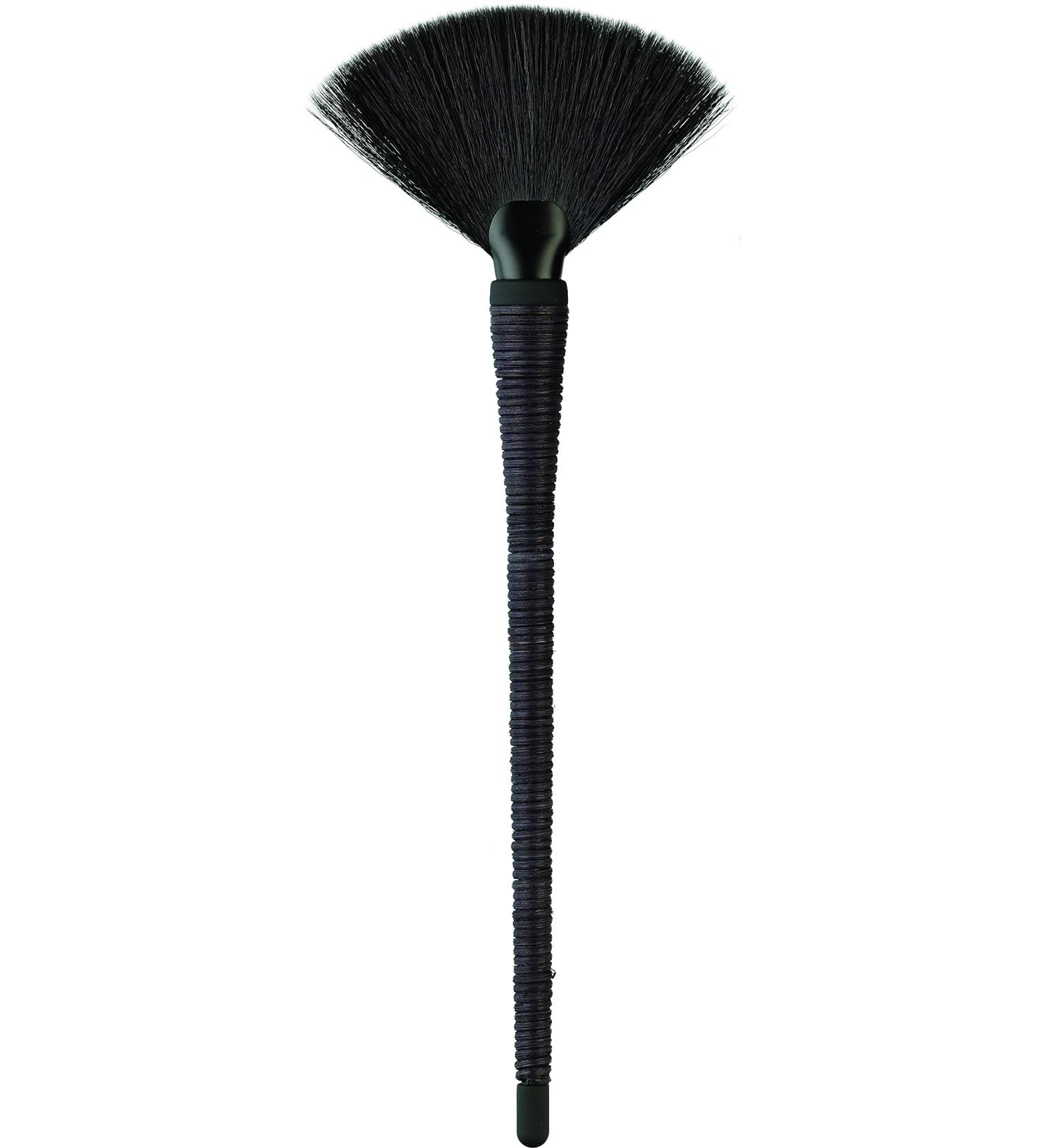 JAPONESQUE Kumadori Fan Brush - Buy Online on GoSupps.com