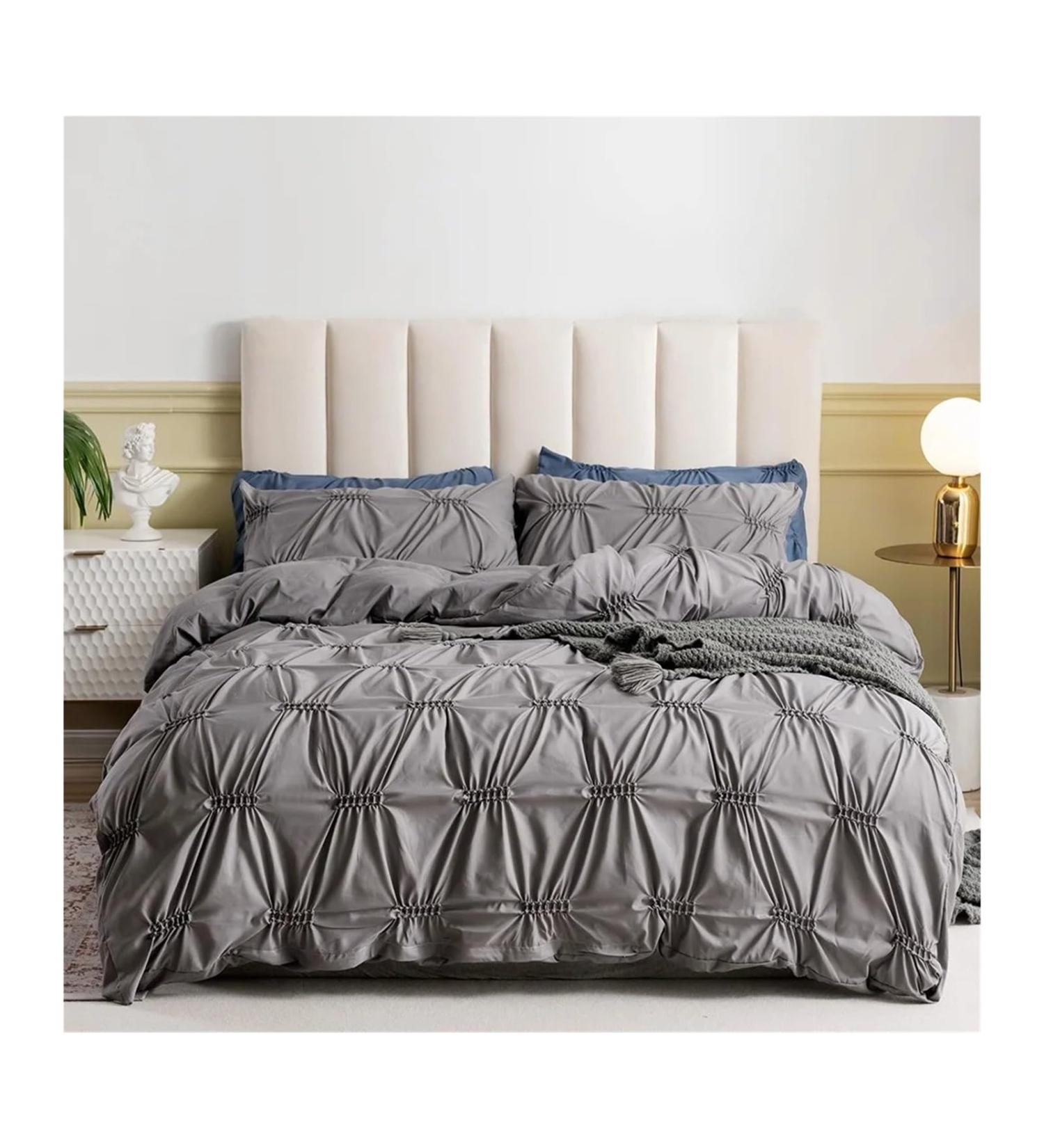 Luxury Bedding Set Duvet Cover Set (No Sheets) Queen 3 Piece Set Bedding Set (A 220x240 3pcs) - Buy Online on GoSupps.com