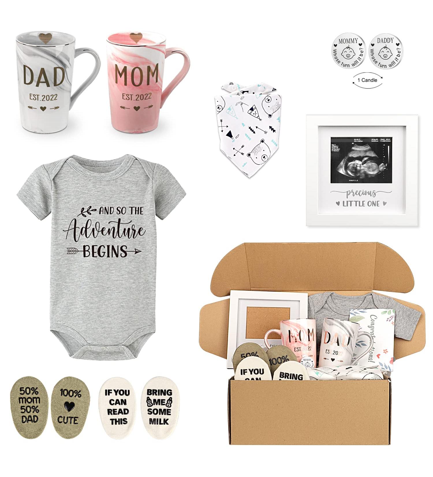 Pregnancy Gift Est 2022-New Parents Gifts Set Pregnancy Announcement-New Mom Gifts Basket for Baby Shower Gender Reveal-Mom & Dad Mugs  Decision Coin  Baby Ultrasound Frame  Onesie  Bib  Socks - Buy Online on GoSupps.com