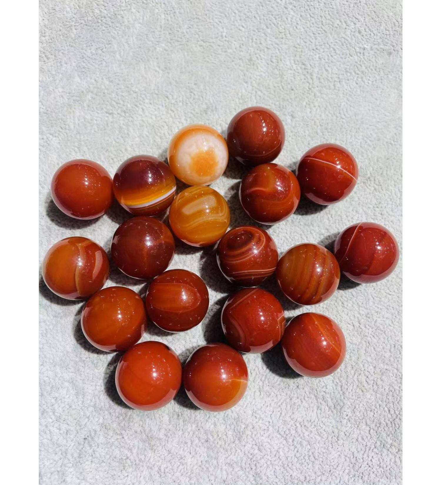 Room Decoration Natural Crystals and Stones Natural Carnelian Rough Red Agate Raw Sphere Crystals Quartz Craft Decor Accessories for Decoration (Size : 5pc) - Buy Online on GoSupps.com