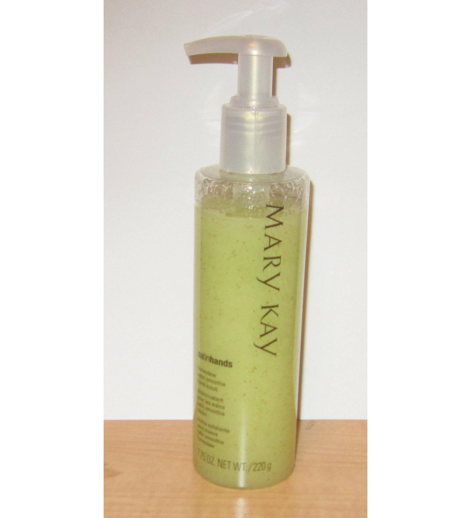 Mary Kay Satin Hands Smoothie Hand Scrub Honeydew 7.75 Oz