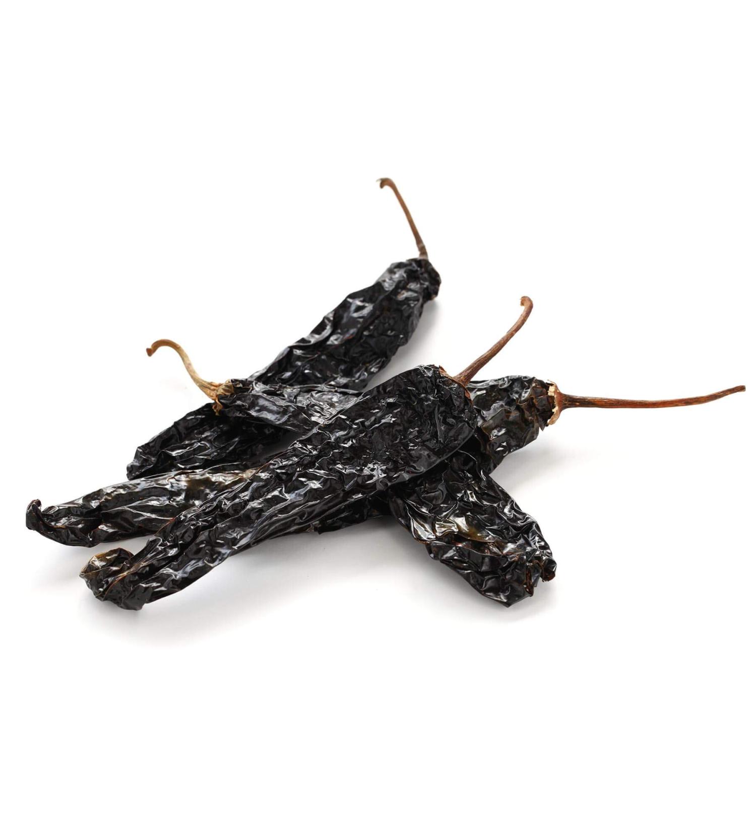 Chile Pasilla Pepper (Pasilla Negro) // Weights: 57 GR 170 GR 340 GR 510 GR 822 GR (510 GR) - Buy Online on GoSupps.com