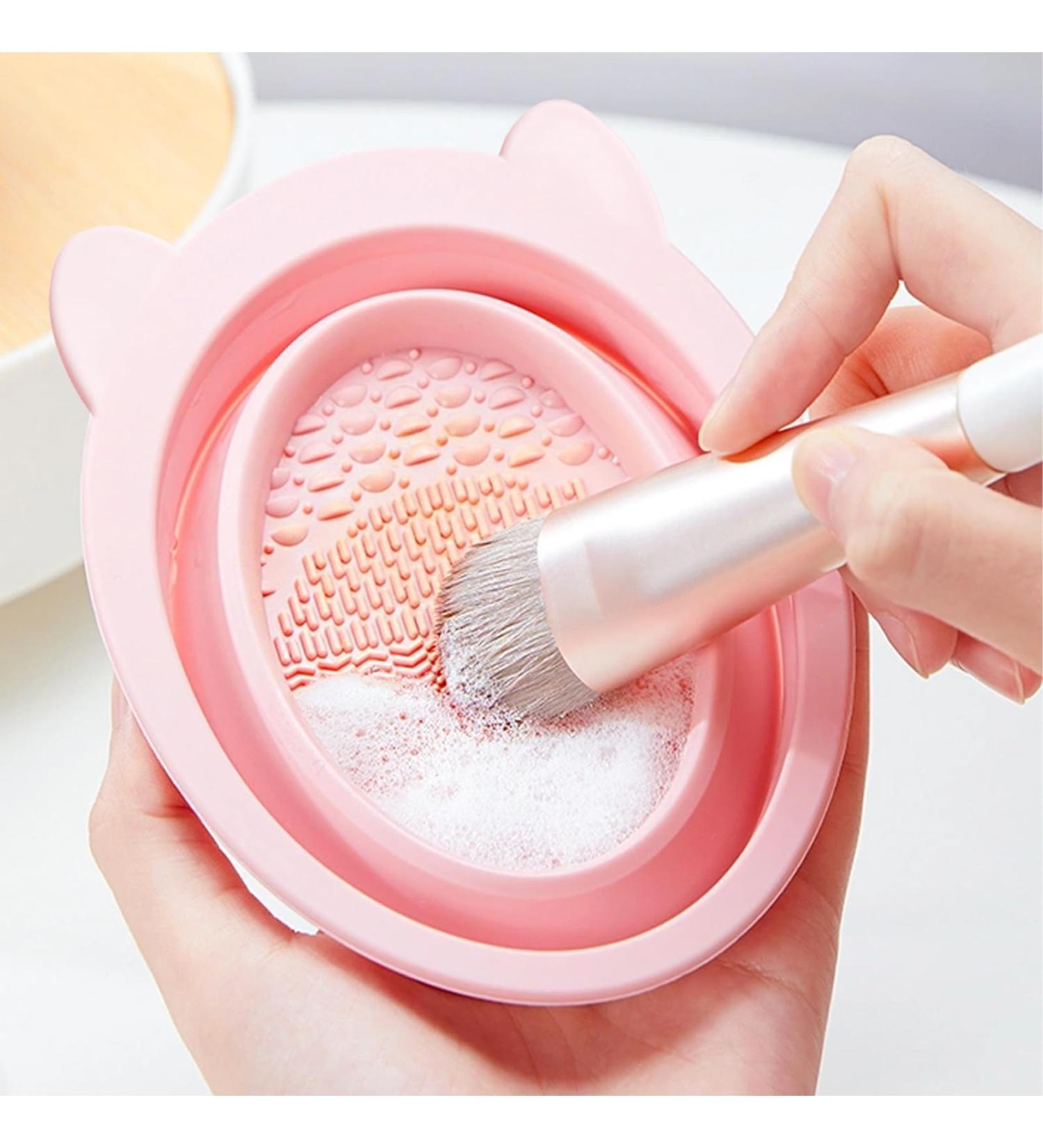 Makeup Brush Cleaner Mat Silicone Cosmetic Brush Cleaning Pad Sponge Brush Foldable Cleaning Bowl Portable Cosmetic Brush Cleaner Washing Tool for Makeup Brushes - Buy Online on GoSupps.com