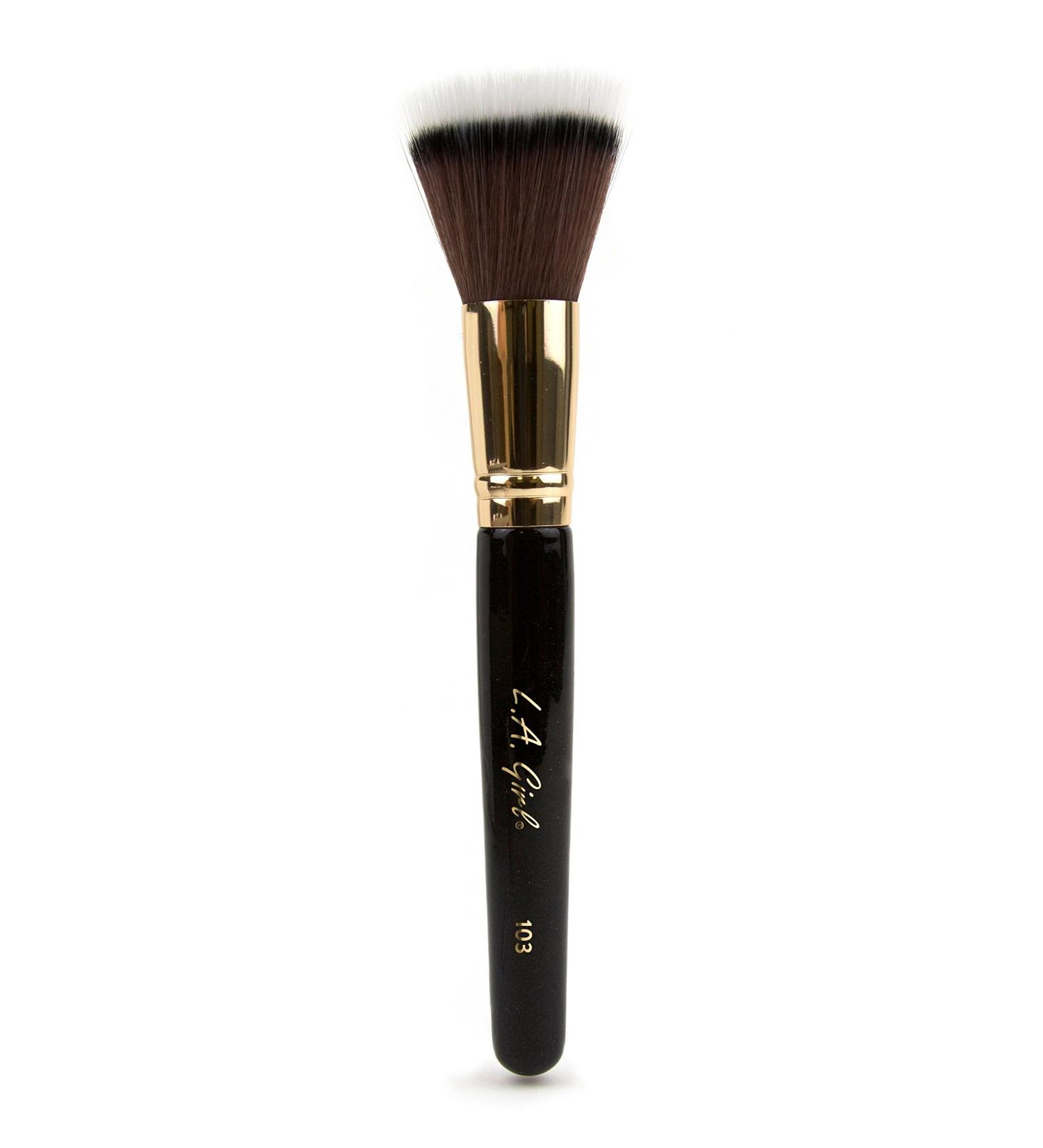 L.A. Girl Stippling Brush - Buy Online on GoSupps.com