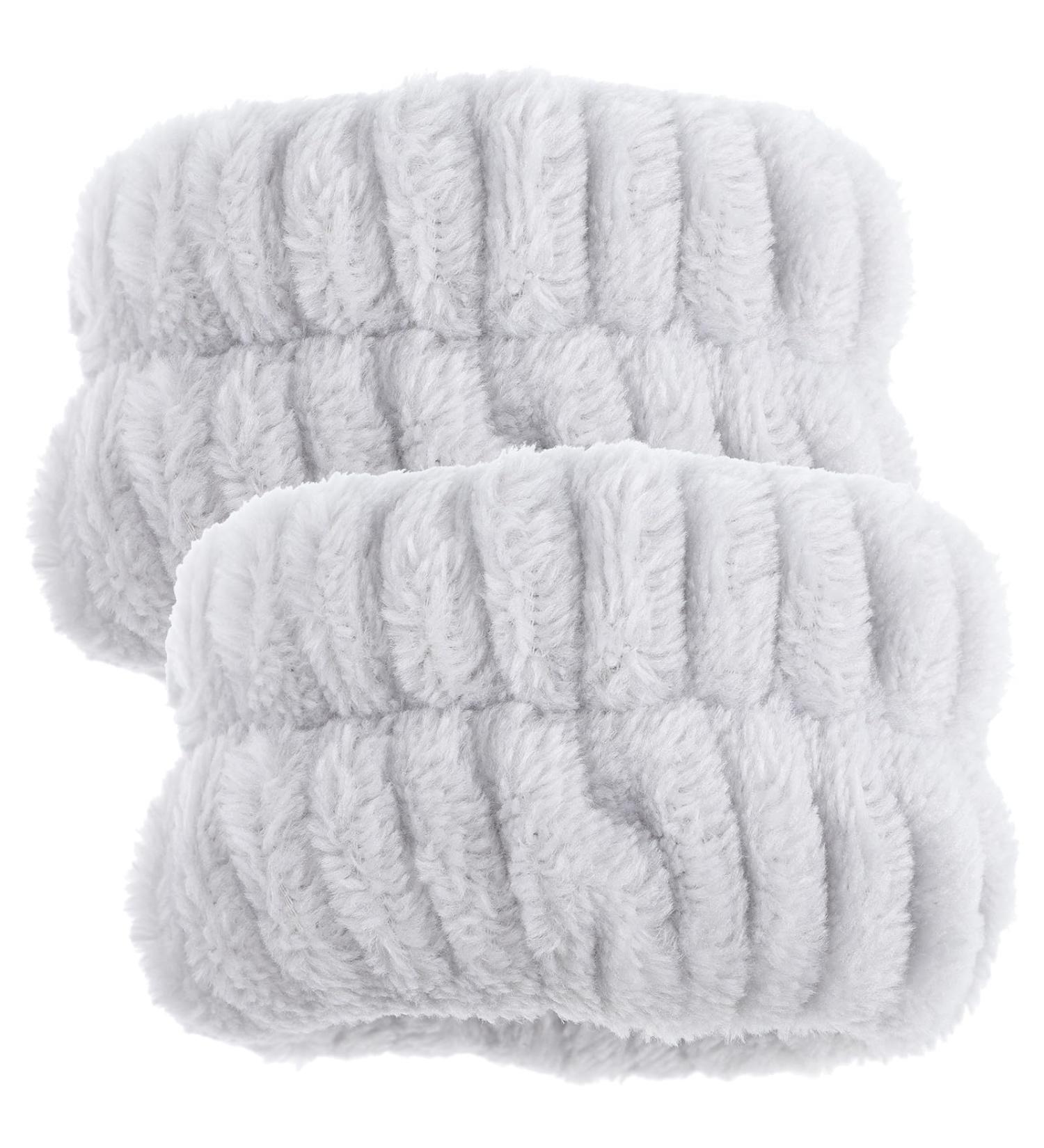 jojofuny Lot de 2 Bracelets de Lavage du Visage en Flanelle Douce Grise Bracelets lastiques Confortables pour Poignet Accessoires Pratiques Anti- claboussures pour Soins du Visage - Buy Online on GoSupps.com