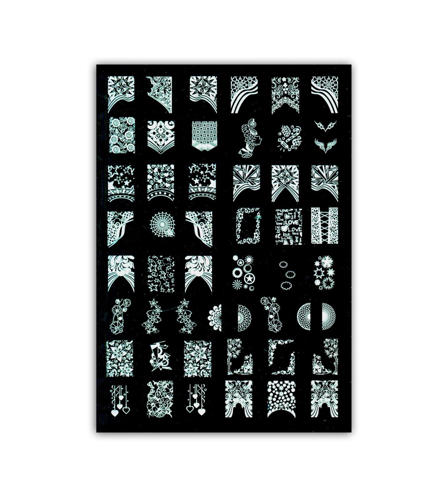 Large nail art stencil measuring 14.7 x 21 cm 07
