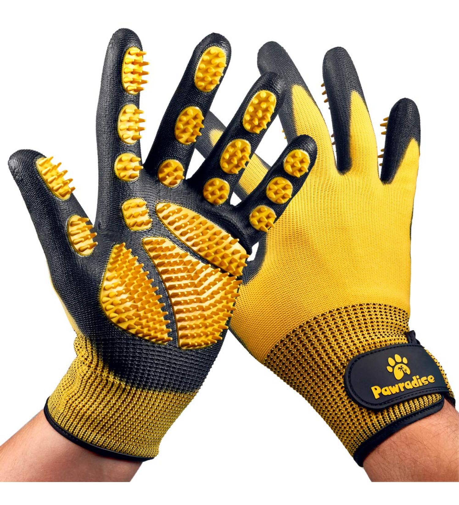 Pat Your Pet Hair Remover Glove - Effective Dog & Cat Brush for Easy Pet Grooming - Buy Online on GoSupps.com