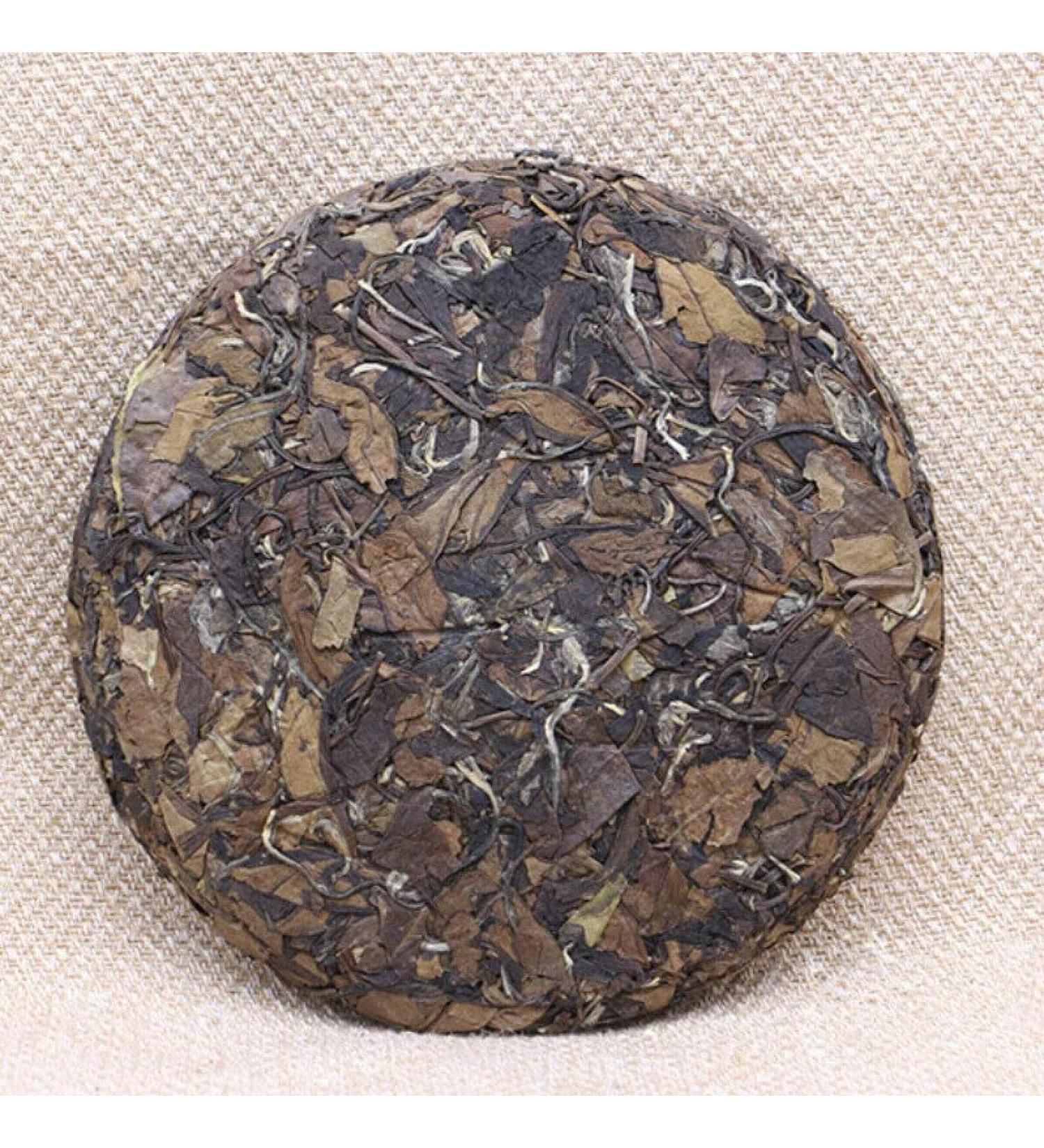 HELLOYOUNG 350g de galette de th Pu'er au th blanc bio chinois Un aliment vert au go t intense et facile conserver Th pu-erh Pu'er Tea - Buy Online on GoSupps.com