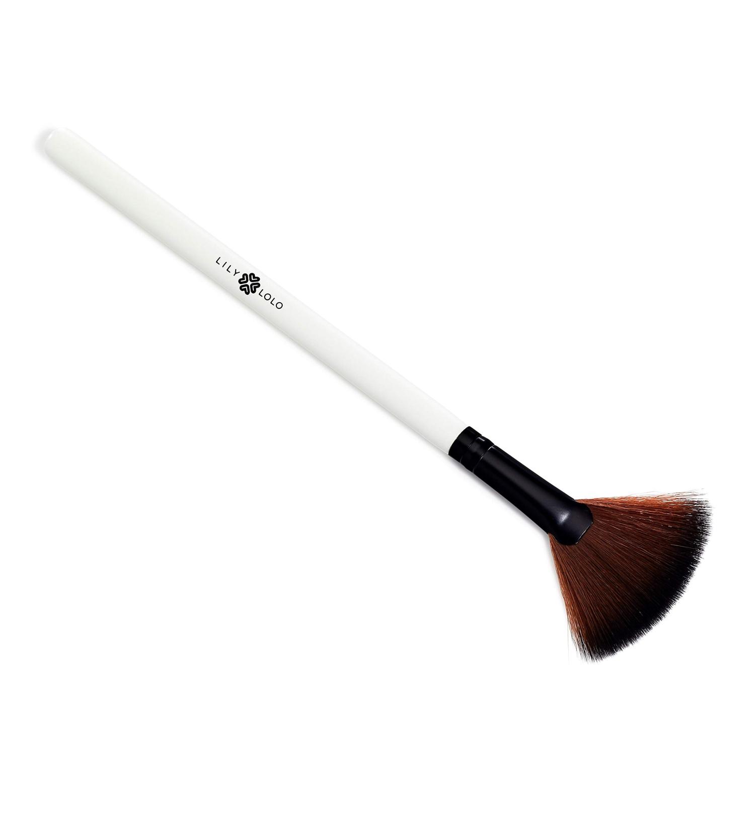 Lily Lolo fan brush small