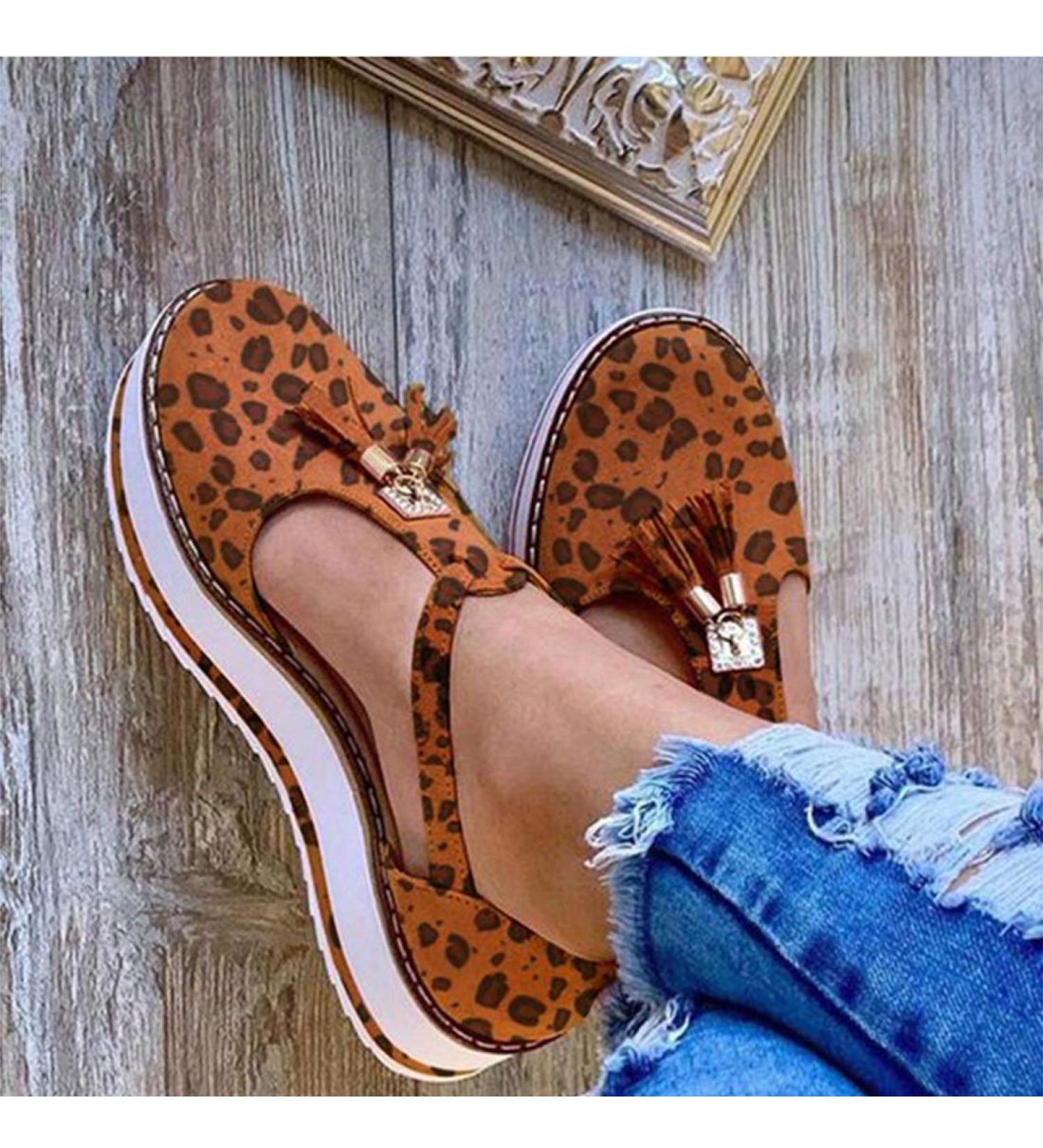 Shop Women's Platform Outdoor Sandals - Stylish Leisure & Beach Footwear - Buy Online on GoSupps.com