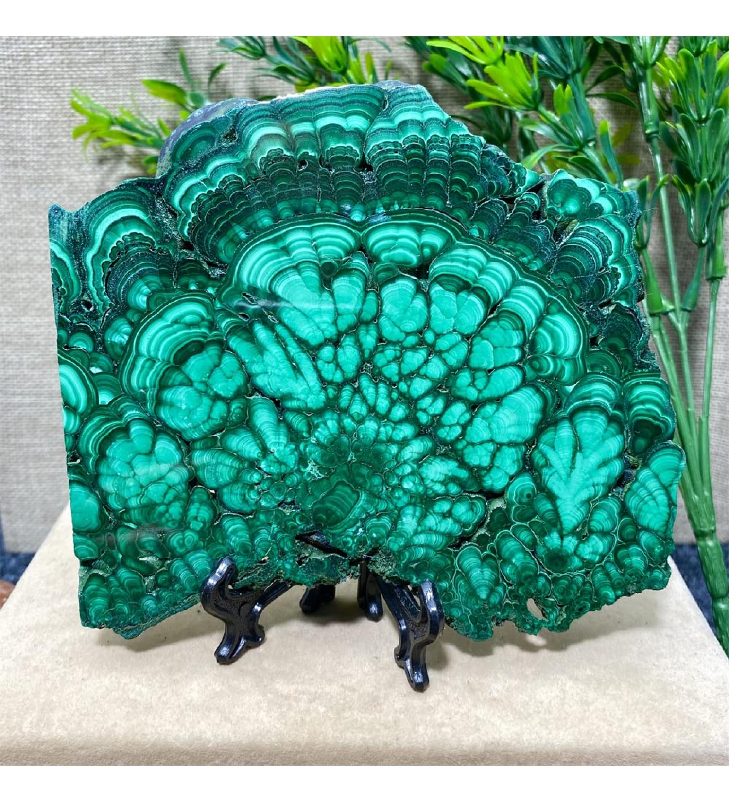 Natural Crystal Rough Natural Sphere Stone Natural Crystal Green Malachite Slab Quartz Home Decoration Polished Ornament Ore 1pc 300-320g