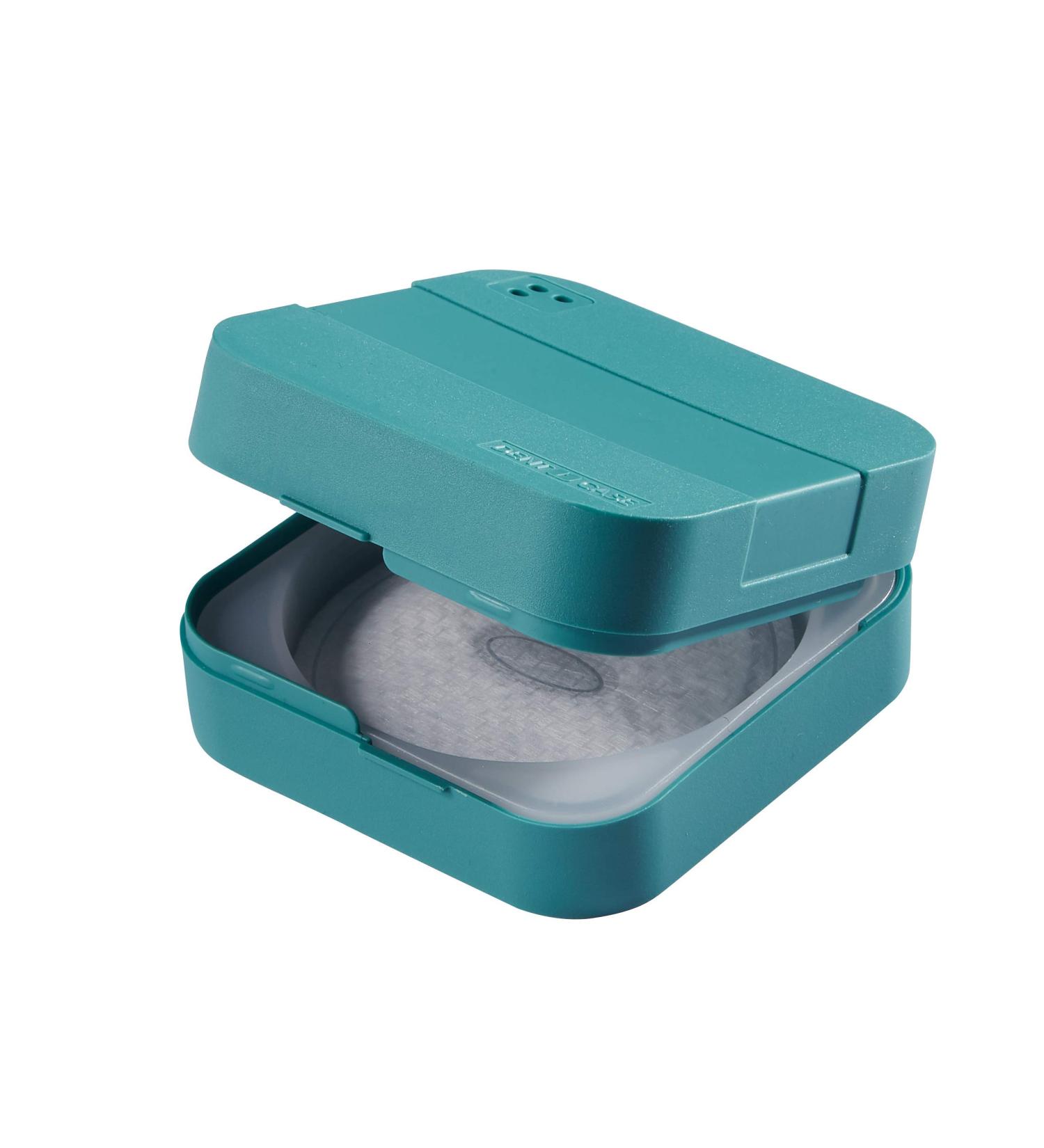DENTiCASE Set: Patented hygienic storage box turquoise + 24 Super Absorber Pads