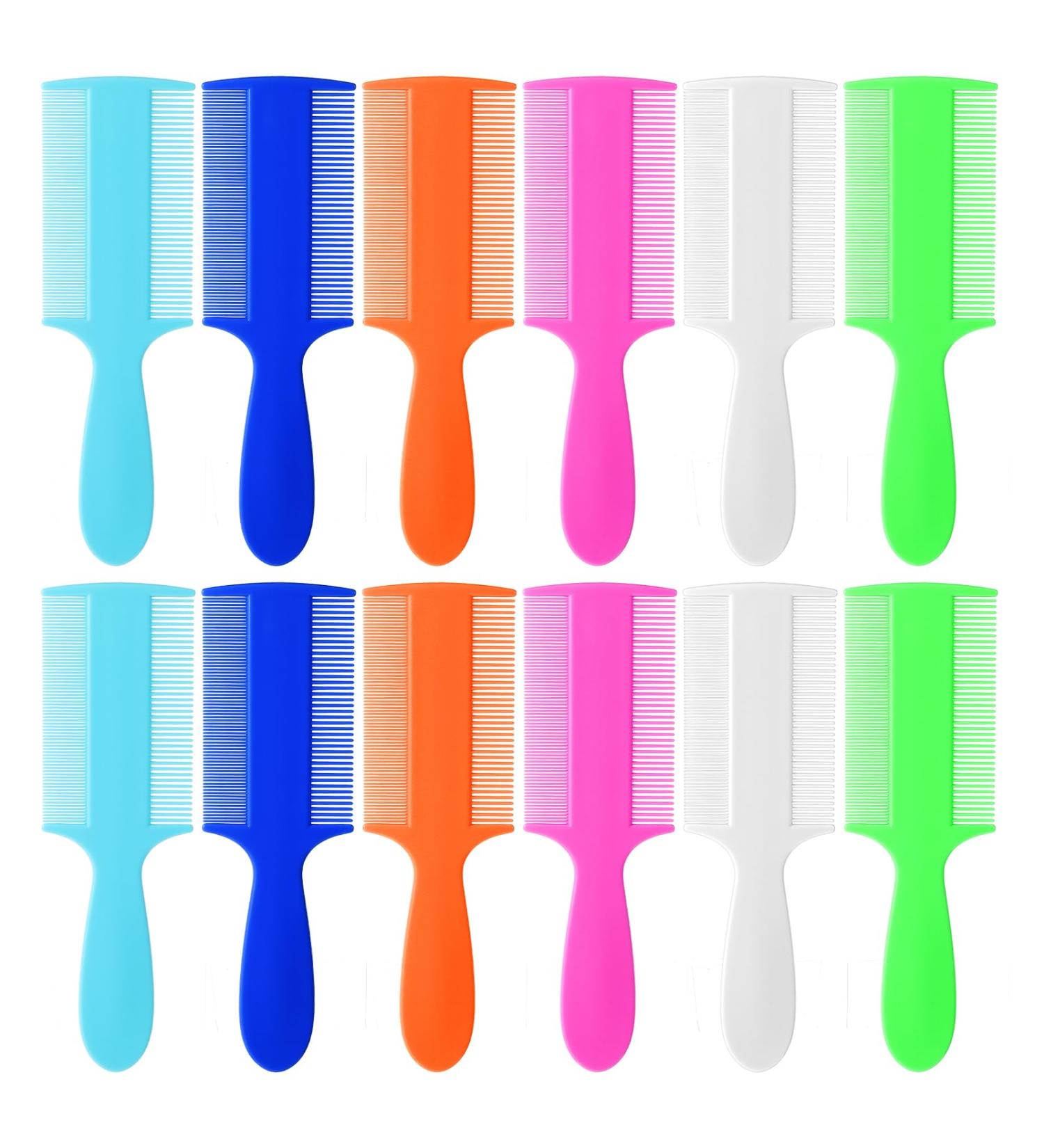 Lot de 12 peignes antipelliculaires double face dents fines en plastique avec poign e pour adultes et animaux de compagnie pour garder la peau saine et les poils doux (multicolore) - Buy Online on GoSupps.com