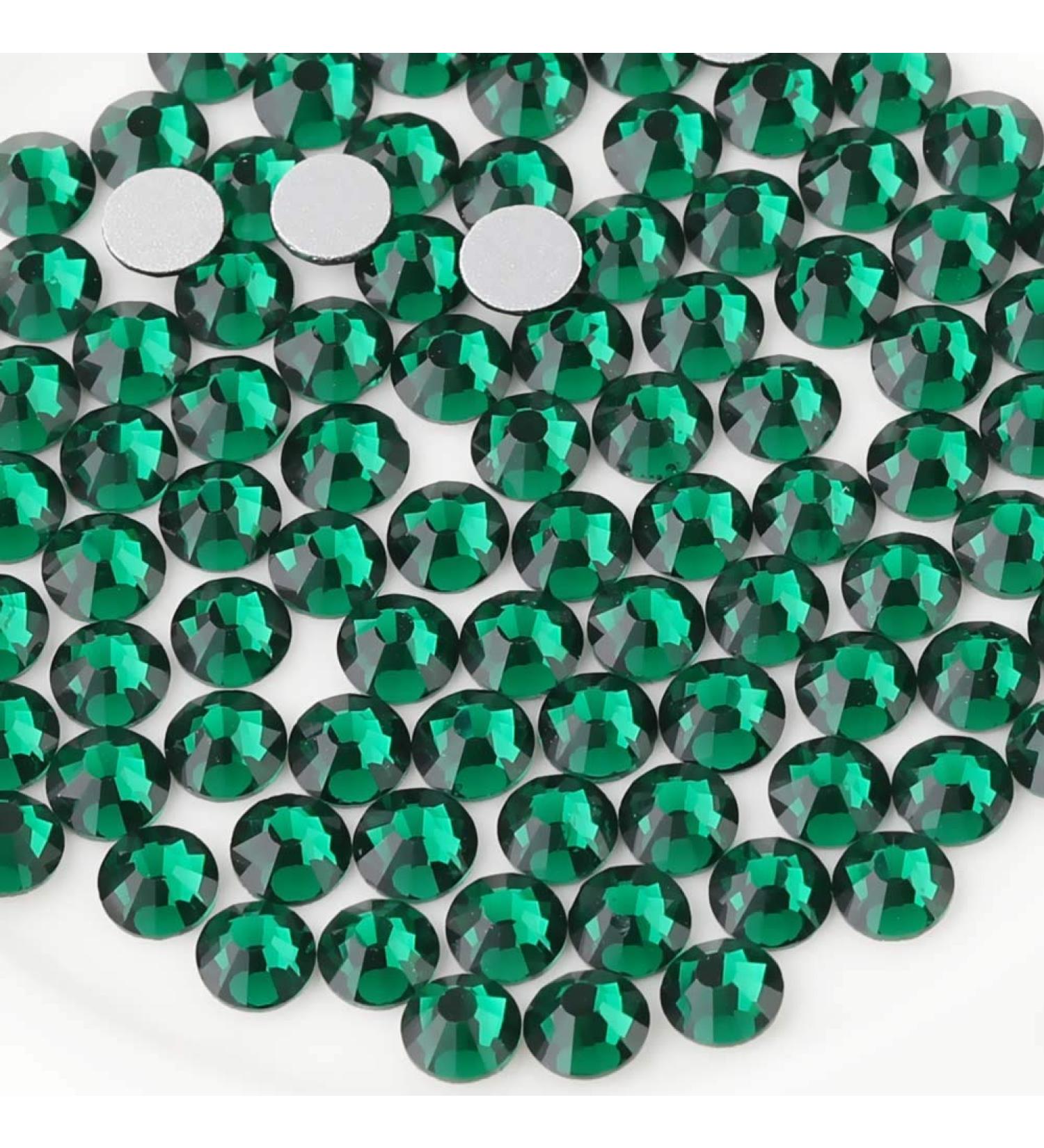 Beadsland 1440 pieces flat back rhinestones nail crystals rhinestones for nails emerald green ss6 (1.9-2.0mm) emerald green ss6/1440pcs