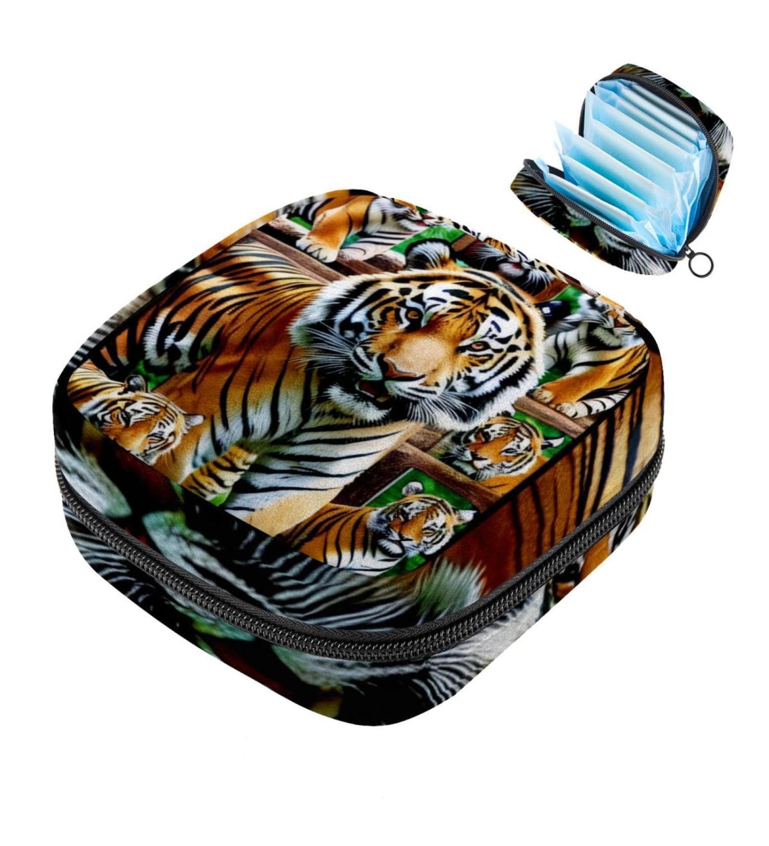 MUOOUM Menstrual Pad Bag - Zippered Pocket for Tampons & Essentials | Skull Game Controller Design | Ideal for Women & Girls (4.7x6.6 in) - Buy Online on GoSupps.com
