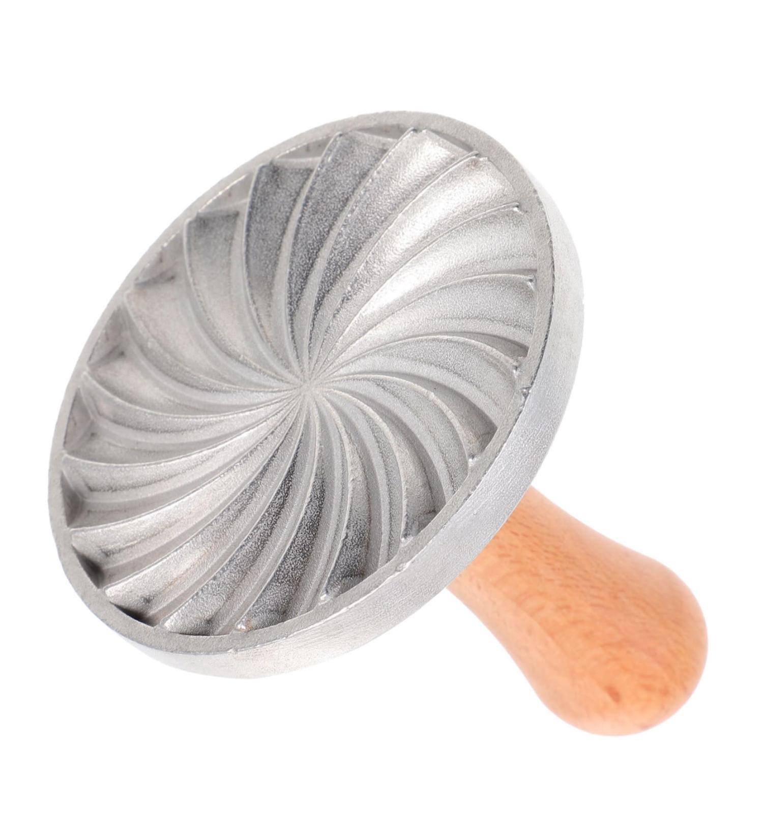 Ciieeo 3pcs Biscuit Mold Round Crackers Chocolate Sugar Cookie Fondant Making Molds Cookie Embosser DIY Cookie Stamp Embossing Cookie for Baking Mooncake Tool Hamburger Zinc Alloy Butter - Buy Online on GoSupps.com