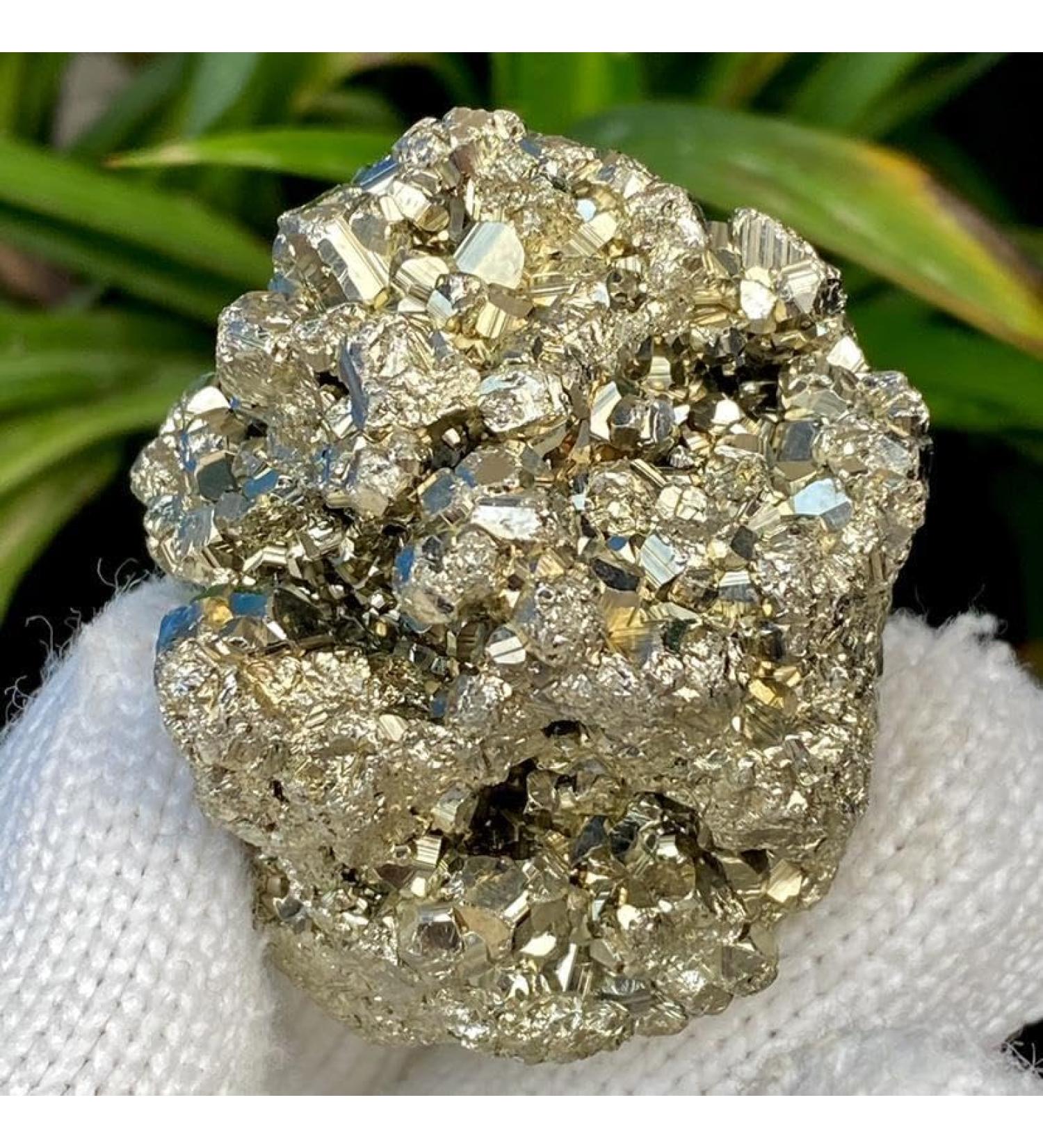 Name Natural Pyrite Ore Copper Pyrite Specimen Chalcopyrite Crystal Rock Stones Cluster Collection Stone - (Size: 150-180g) - Buy Online on GoSupps.com