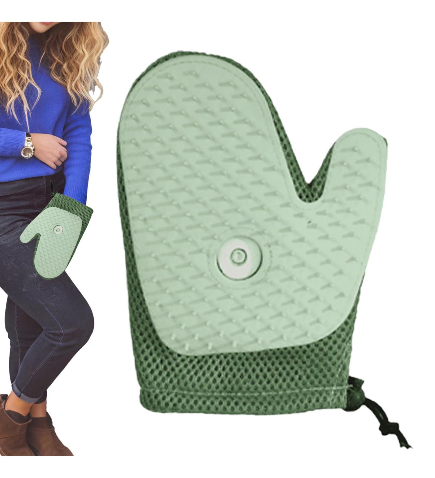  Cat Grooming Glove | Cleaning and Care Glove with Spray Function | Anti-static and Reusable for Upholstery Furniture Car Home - Buy Online on GoSupps.com