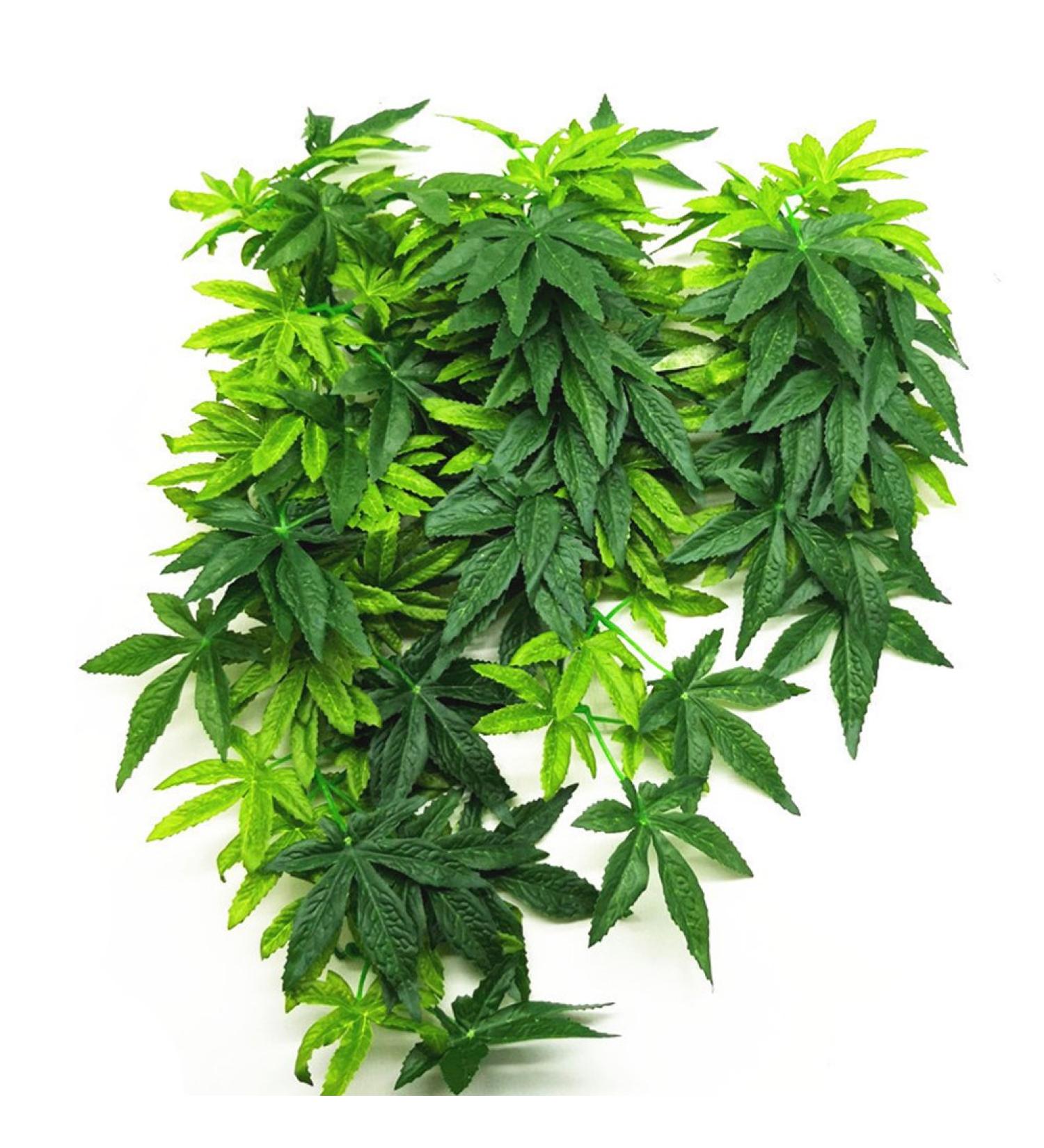 EXFEA 30cm Artificial Hanging Plant for Reptiles - Realistic Plastic Green Decor - Buy Online on GoSupps.com