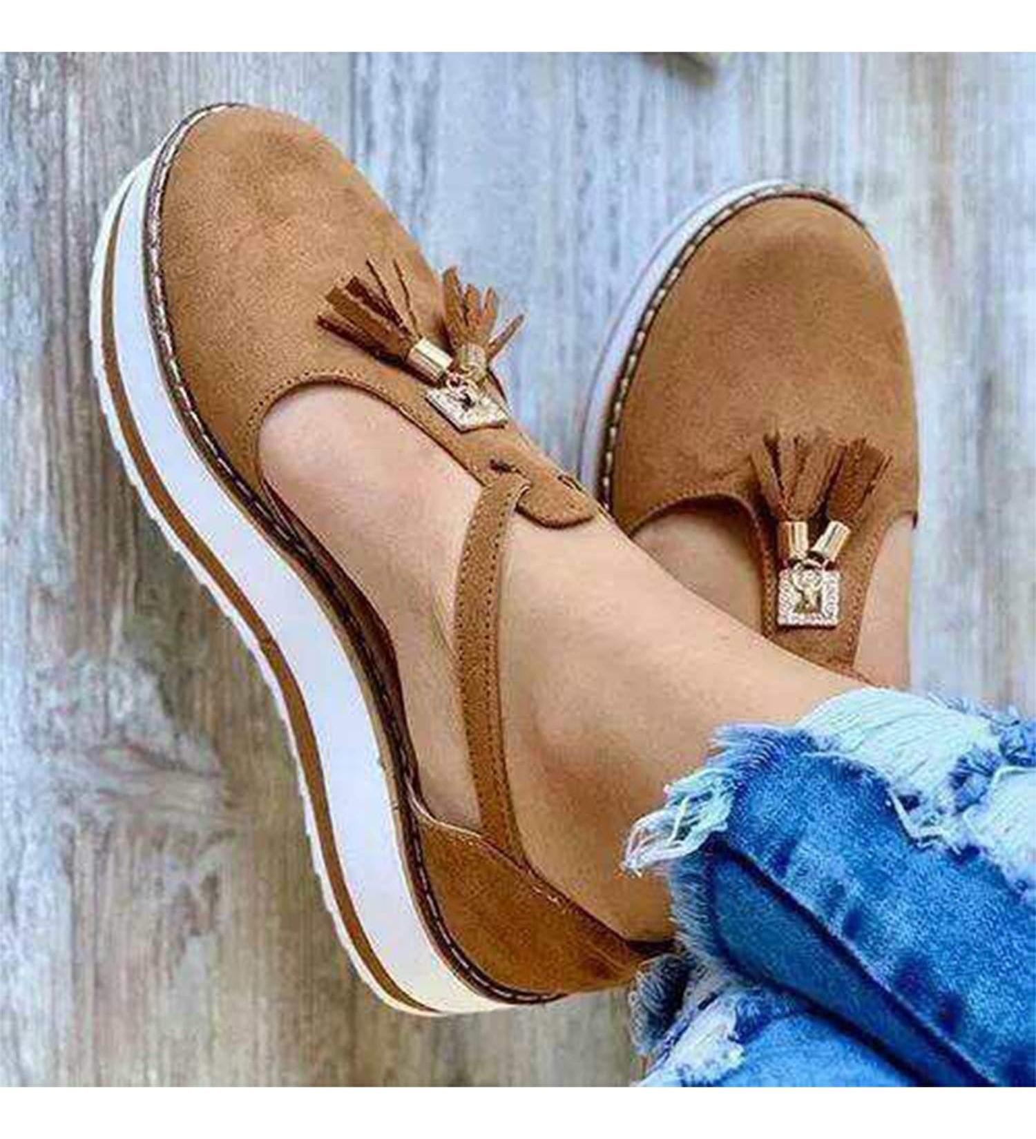 Creev Women's Vintage Leather Platform Sandals - Closed Toe Buckle Ankle Straps Tassel Detail - Sexy Brown Beach Shoes (EU 42-43) - Buy Online on GoSupps.com