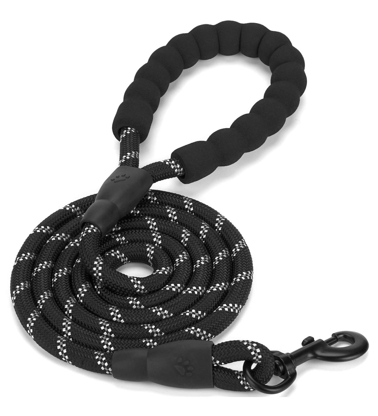 FTTouuy 1.2m Strong Dog Leash - Padded Handle Night Safety Reflex Seams Ideal for All Dog Sizes - Black - Buy Online on GoSupps.com
