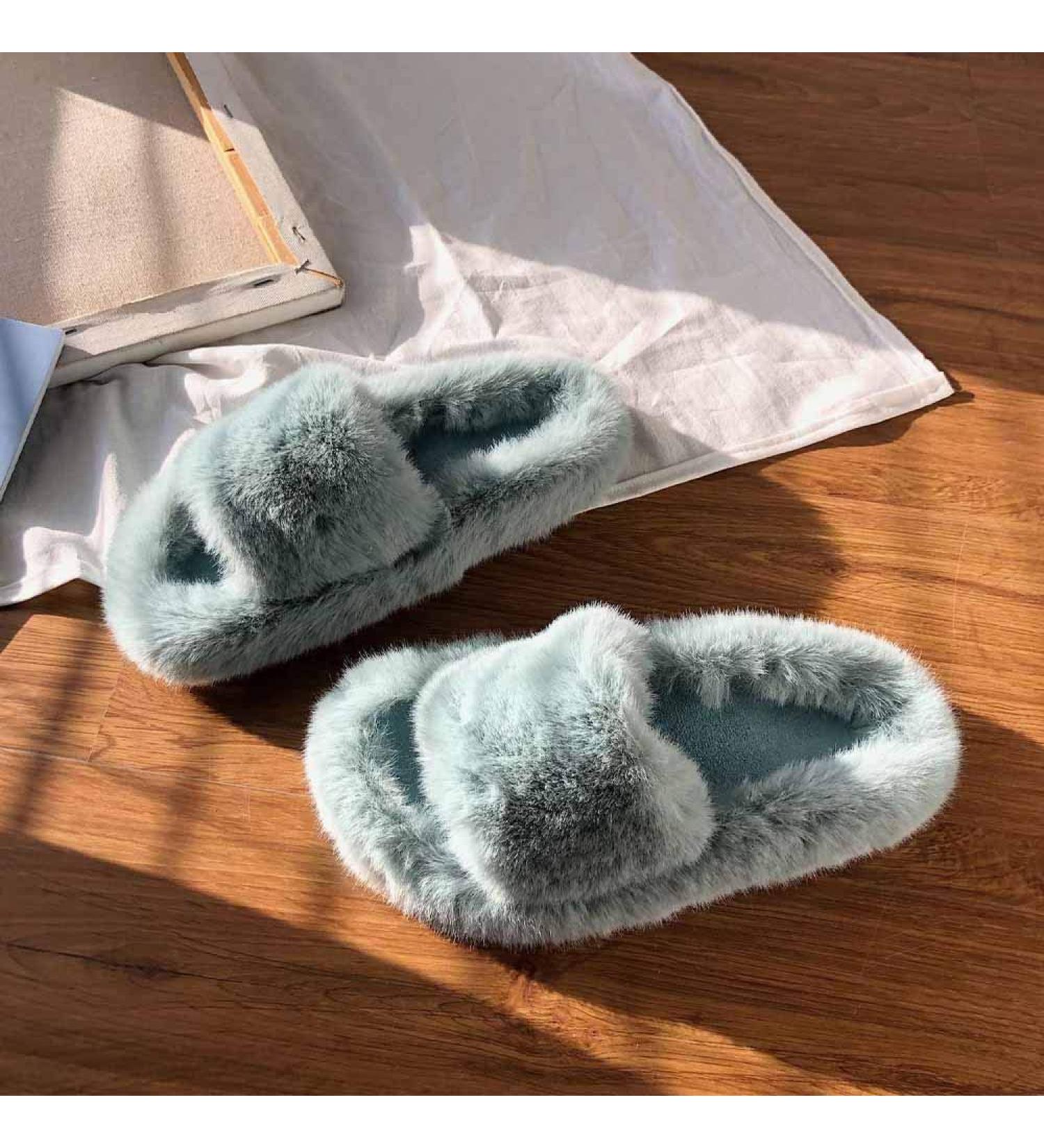 Ladies Outdoor Slippers Fur Slippers Woman Shoes Comfortable Ultra-Soft Vogue Ladies Flip Flops Flat-Soled Outdoor Anti-Skid Rubber Sole Casual Plush Shoes Furry Indoor Slides (B 25CM) - Buy Online on GoSupps.com