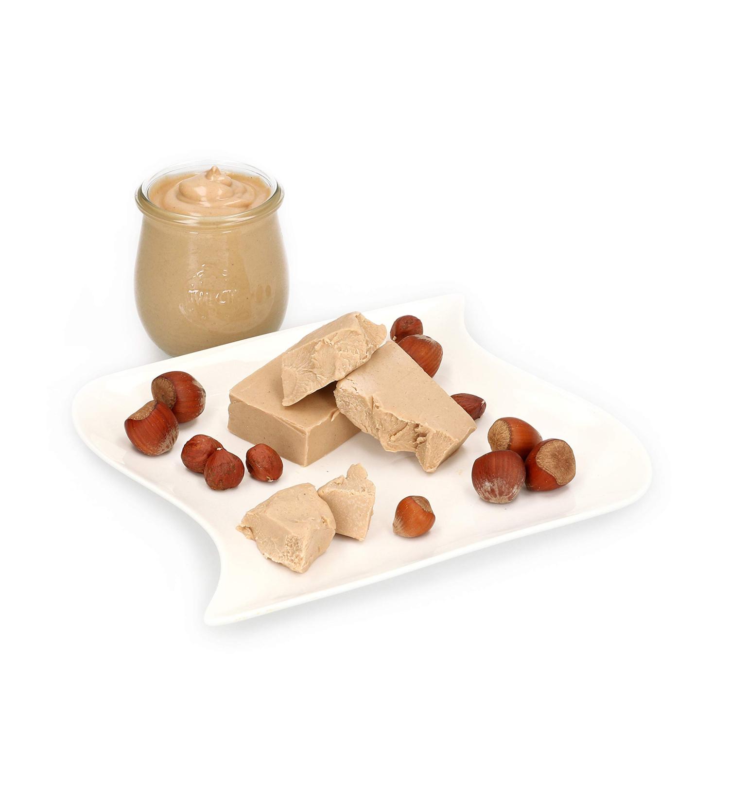 Pati-Versand Nougat light | Fine nut-nougat mass in one piece | 0.25kg | For decorating and filling