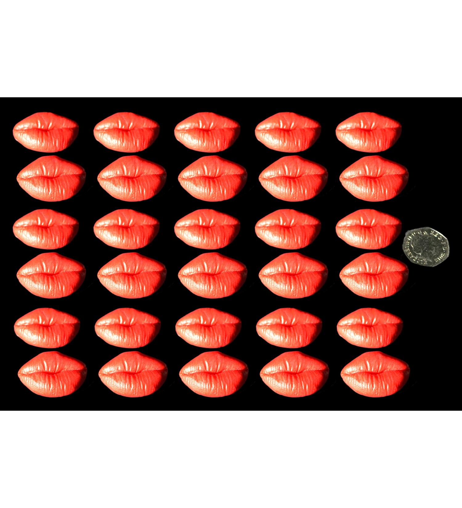 30 x 3D Edible Icing Red Lips Sugar Cupcake/Cake Decoration Toppers