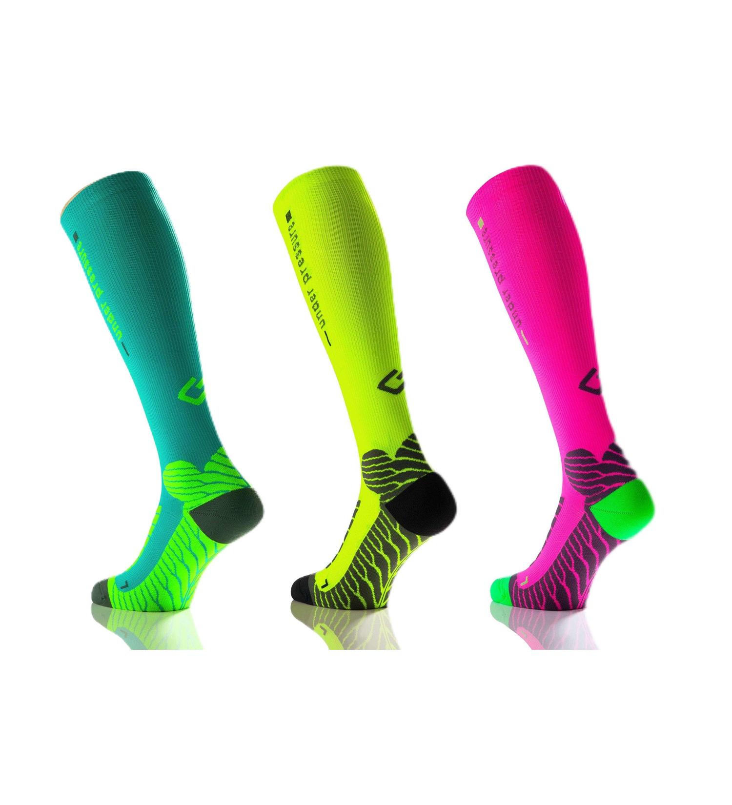 Buy Runattack Sport Compression Stockings 18-21 mmHg High Performance Running Stockings Size 39-42 (Calf 30-41 cm) in Bordeaux - International Shipping Available - Buy Online on GoSupps.com