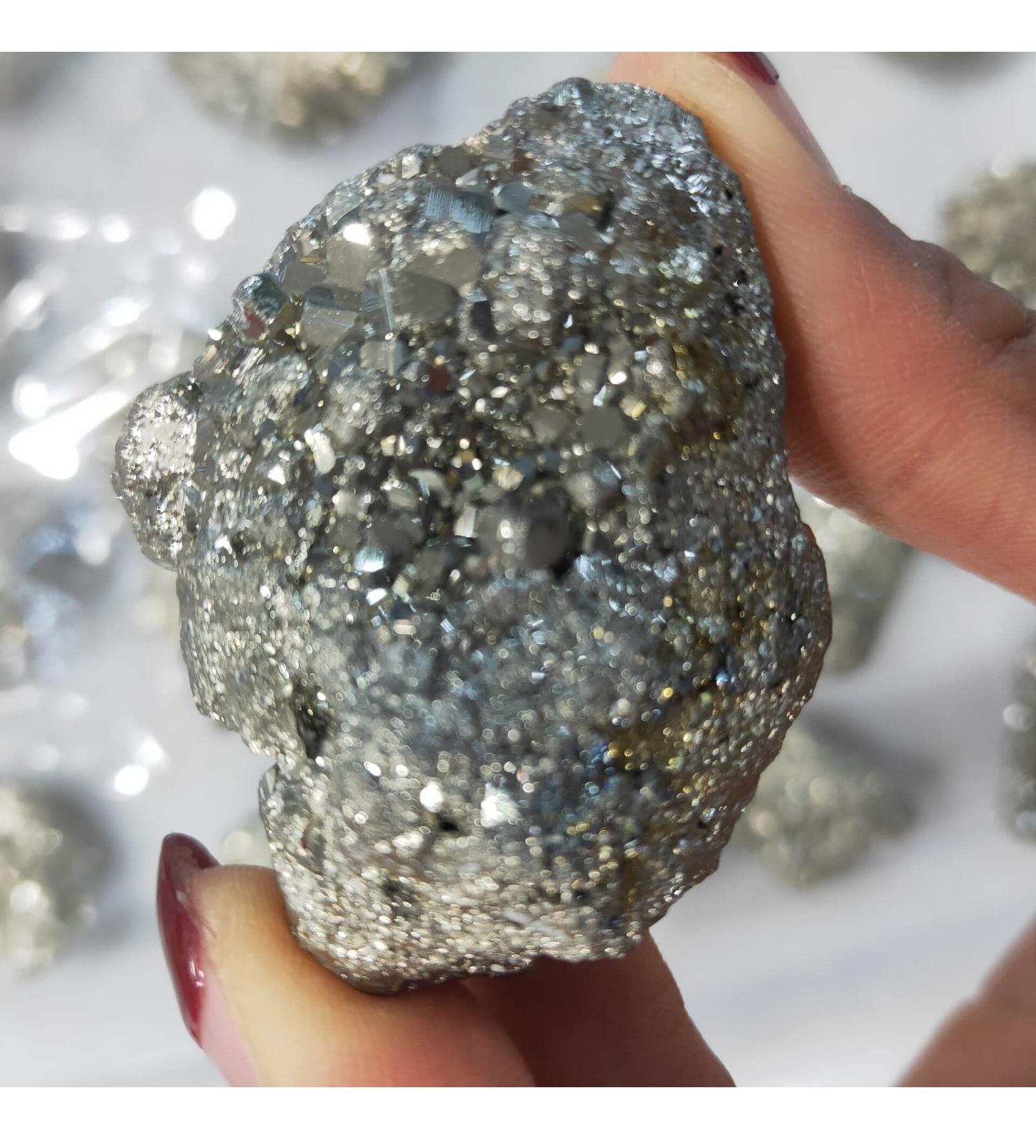 Natural Crystal Rough Home Decoration 1pcs 100-130g Natural Iron Pyrite Cluster Crystal Stone Rough Display Specimen Minerals Natural Quartz Crystals Stones ERBDRGAZ - Buy Online on GoSupps.com