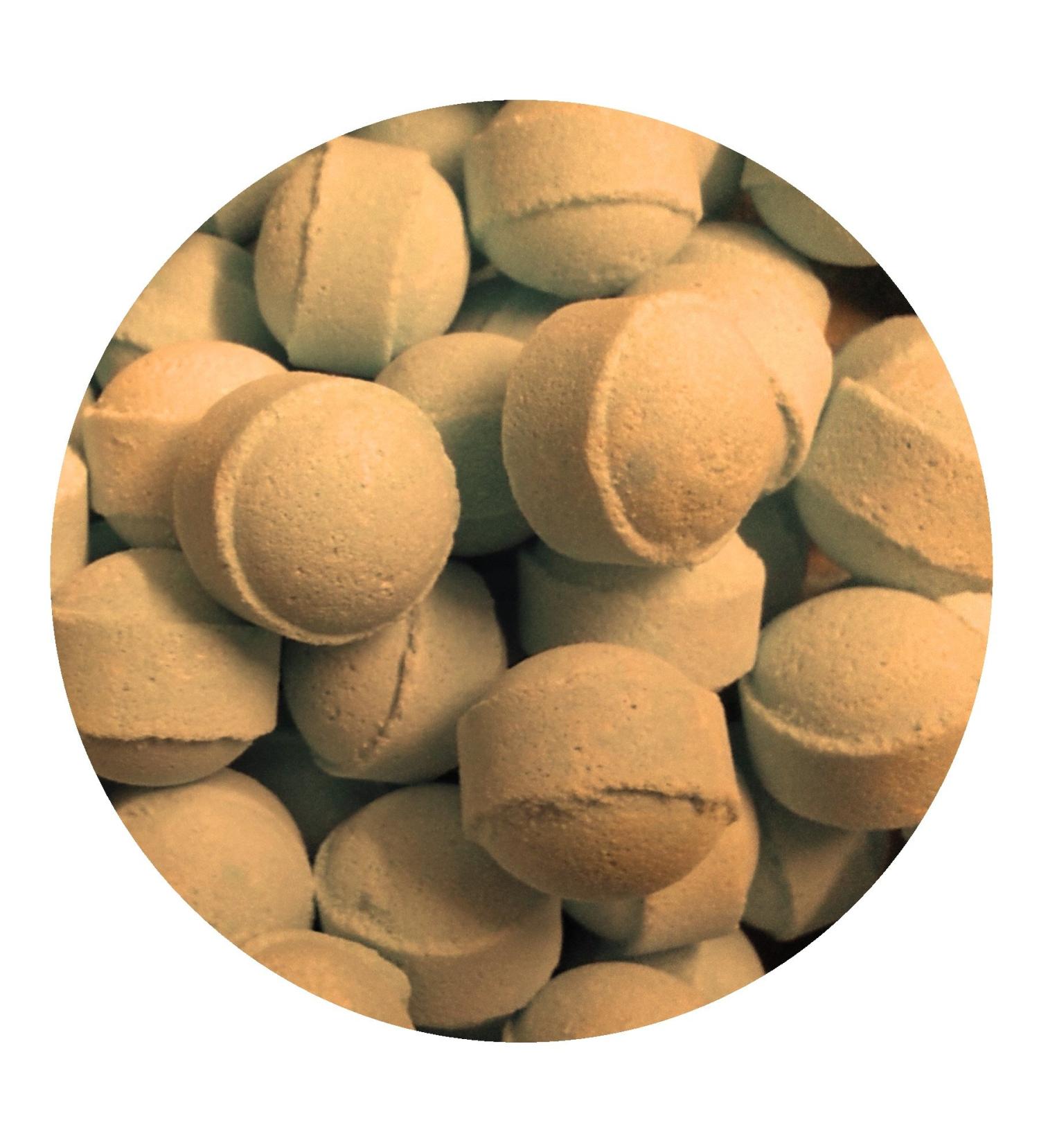30 x Scented Bath Marbles Fizzers Mini Bombs in Gift Bag (Ylang & Patchouli)