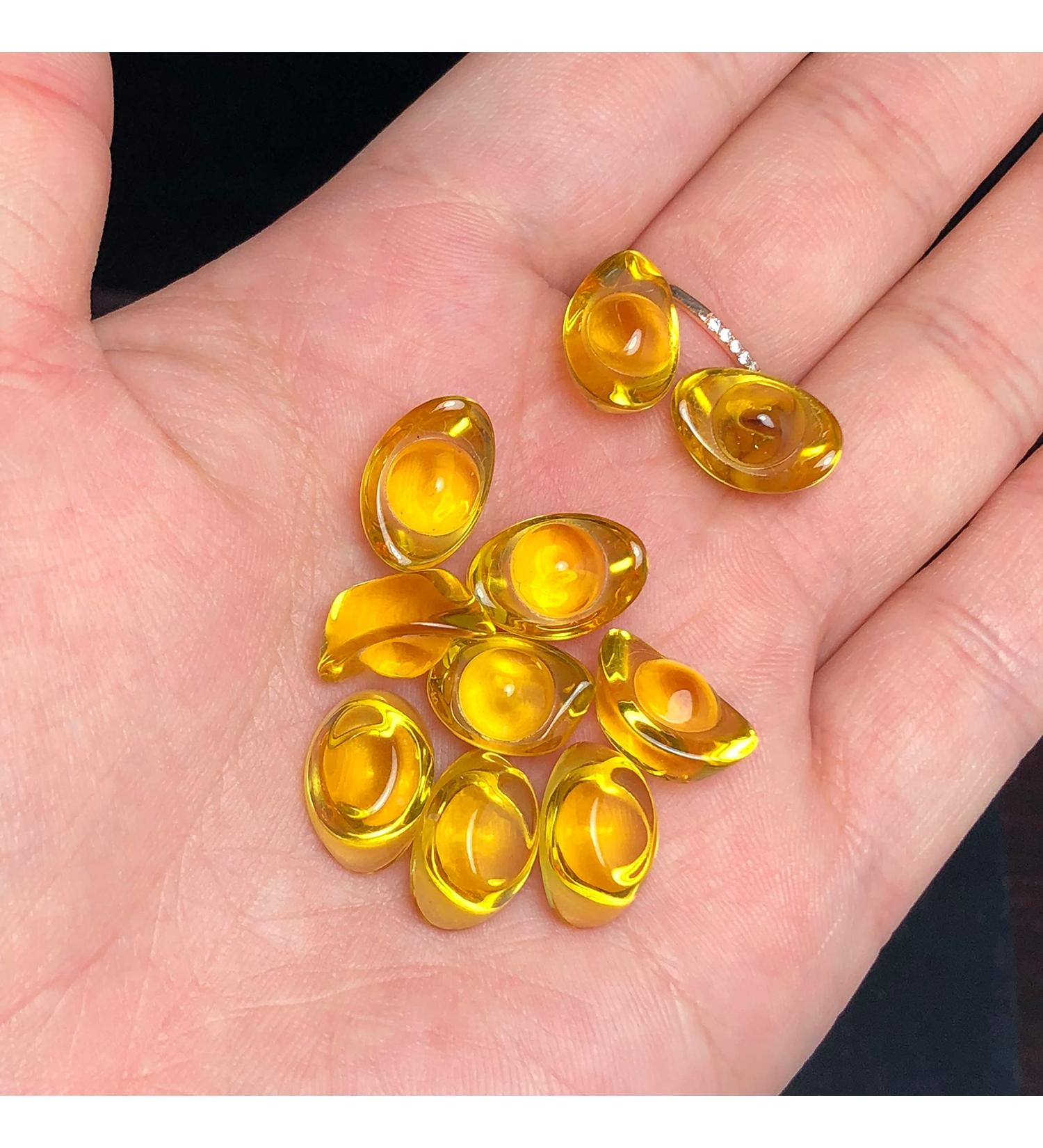 QGKLTSNA Natural Glass Gold Ingot Symbol of Wealth Used for Home Decoration Presents a Good Representative - Buy Online on GoSupps.com