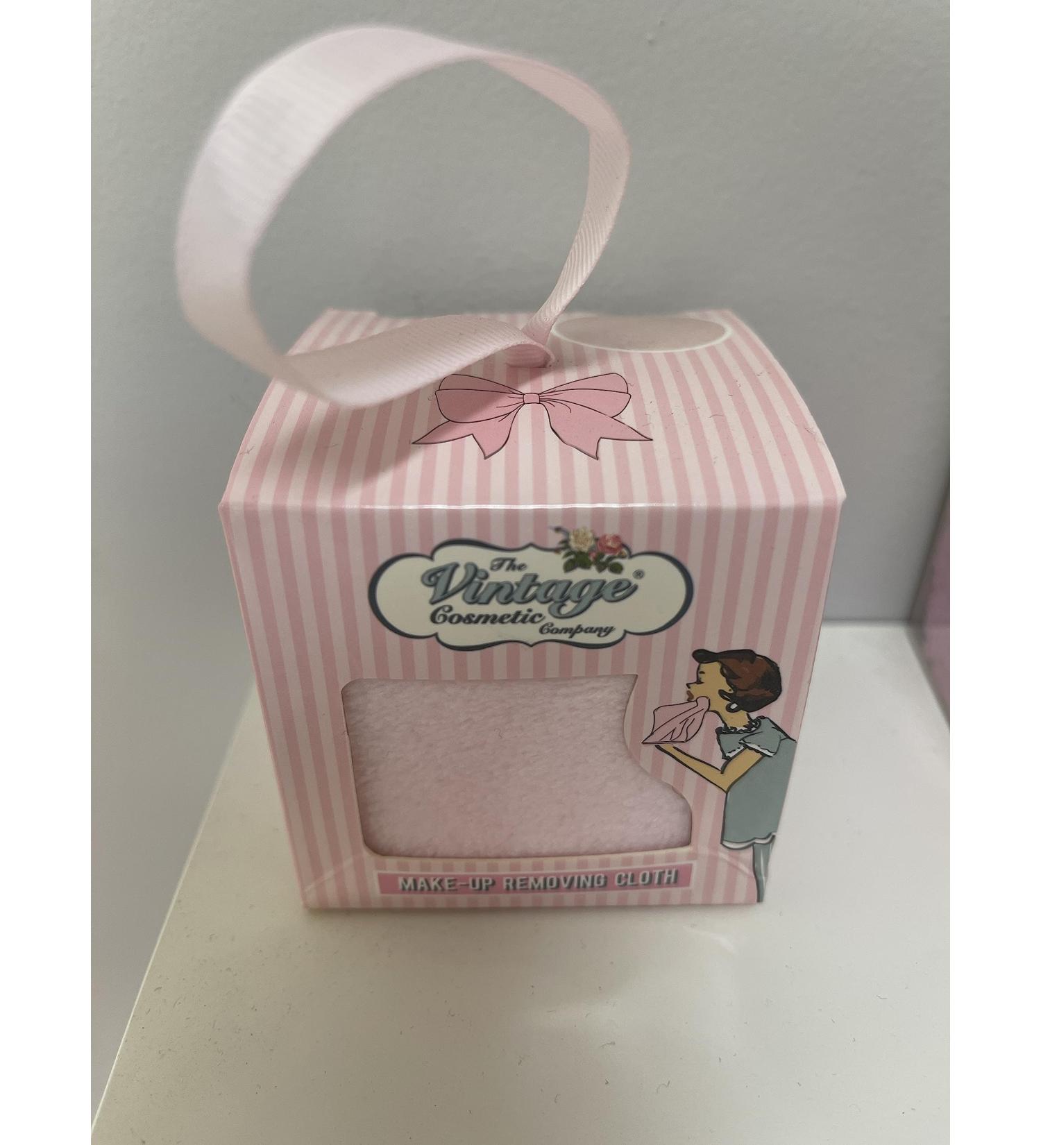 Make up removing cloth