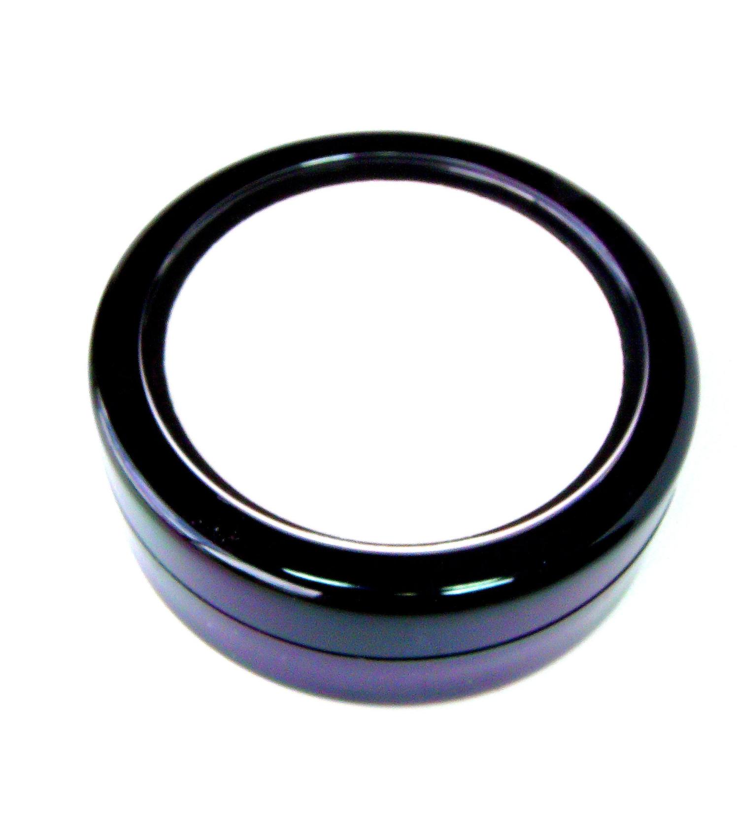 Pure Ziva Matte Oil Absorbing Eyeshadow Primer in Nude Beige - Paraben-Free, Cruelty-Free - Made in the USA - Buy Online on GoSupps.com