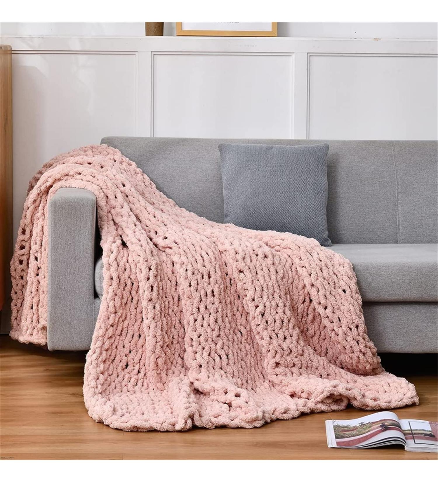 Qarnberg Premium Handmade Knitting Blanket - Large Soft Cozy Cable Pattern - Super Cozy Pink 120x150cm/47x59in - International Shipping - Buy Online on GoSupps.com
