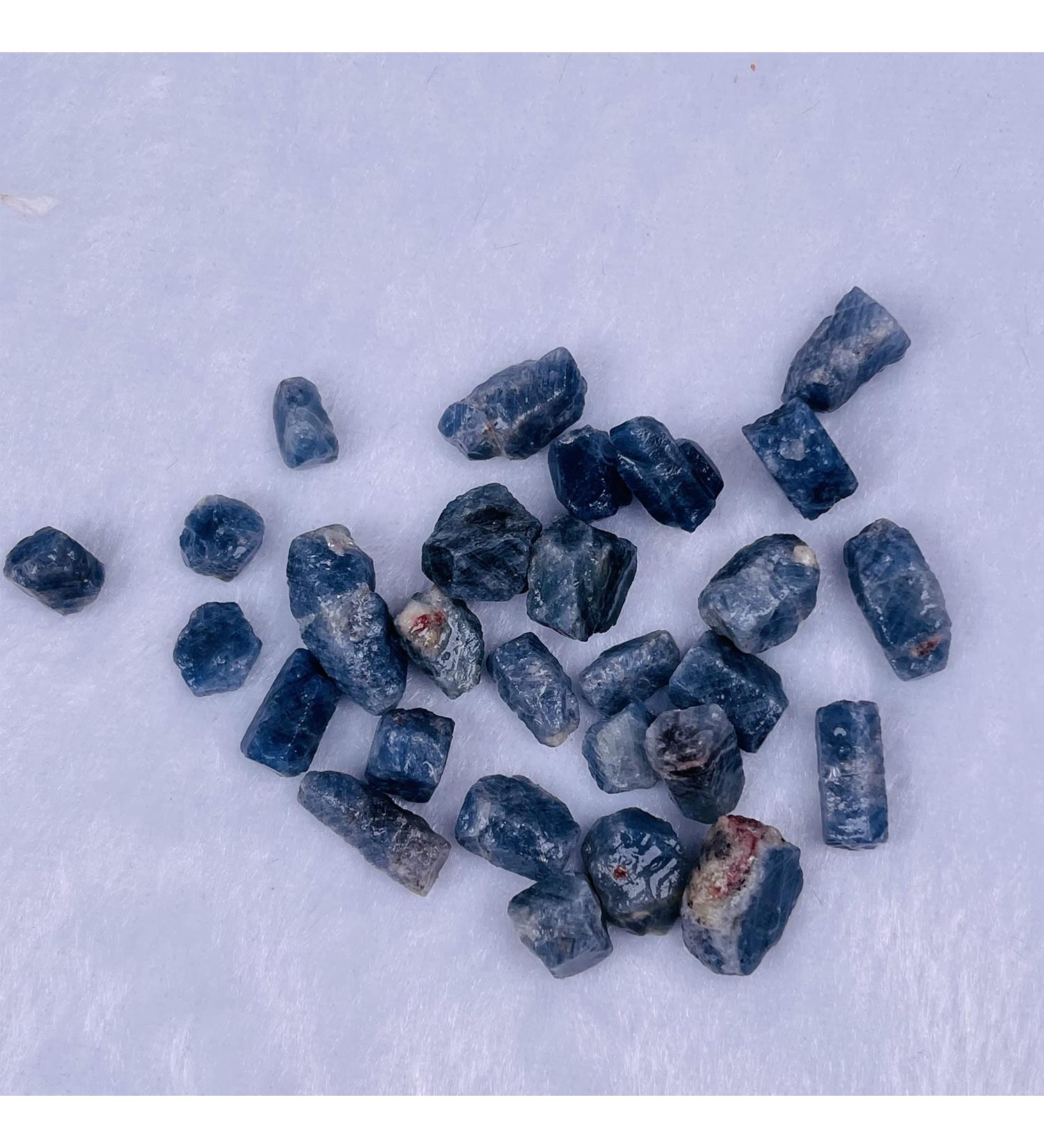 Natural Blue Corundum Crystal Raw Stone Specimen Can be Used for Home Office Decoration JIZTGEDM (Size : 100G) - Buy Online on GoSupps.com