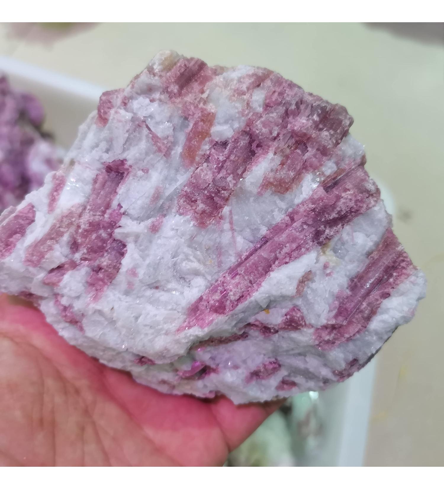Crystal Rough Home Decor 80-560g 1pcs Natural Tourmaline of Plum Blossom Crystal Cluster Specimen Stones for Teaching Dream Home Decor Gifts Natural Crystal (Size : 2 (Size : 80-100g) - Buy Online on GoSupps.com