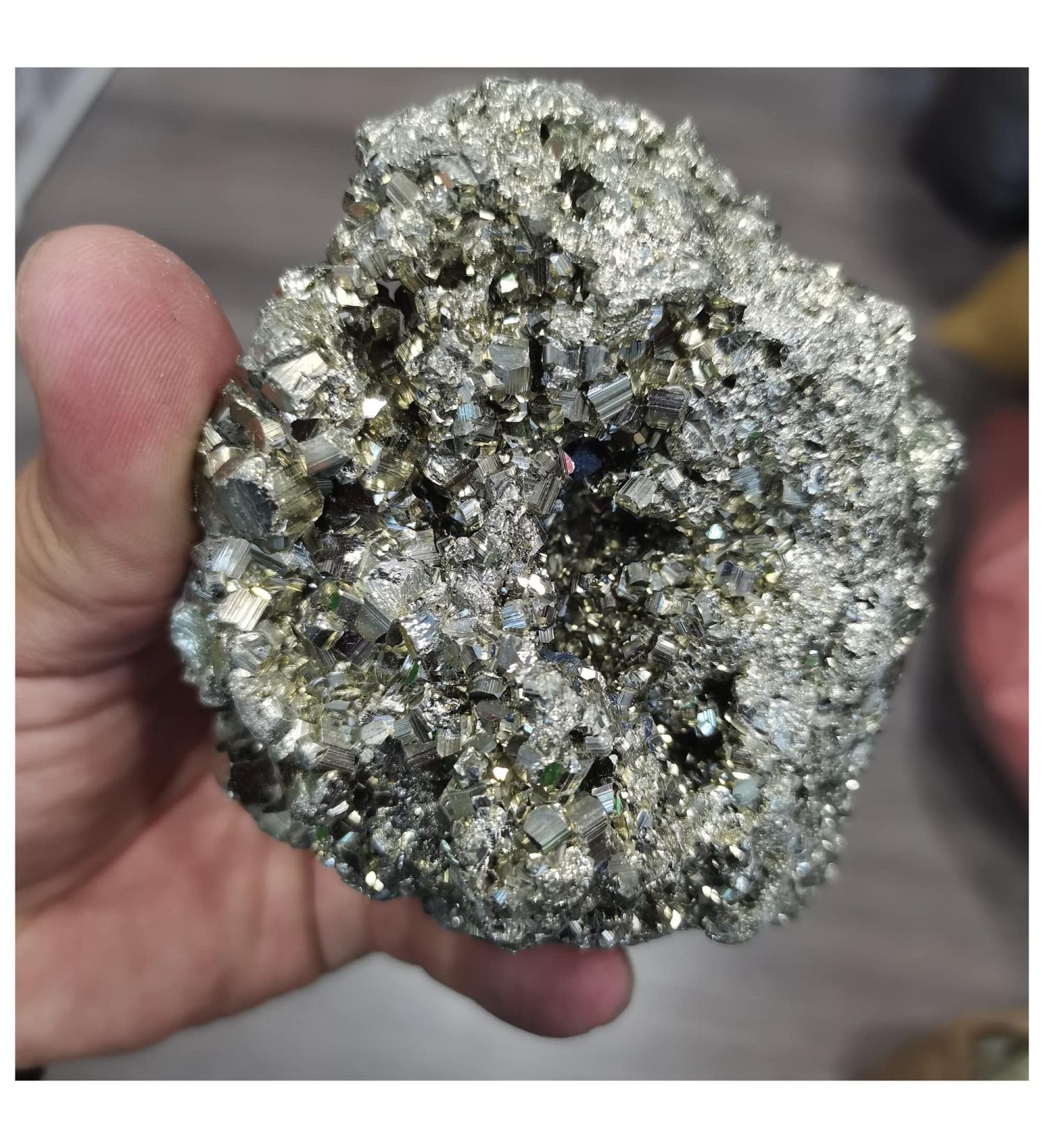 Natural Crystal Rough Natural Copper Pyrite Specimen Chalcopyrite Crystal Rock Stones Original Specimen Cluster Collection Stone Decoration (Size : 250-300g) - Buy Online on GoSupps.com