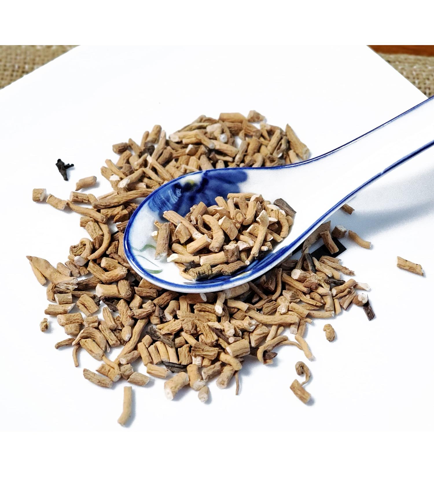 TCM Herbs USA ( ) Ban LAN Gen / Baphicacanthis Radix / Isatidis / Indigowoad Root - Small (4 oz)