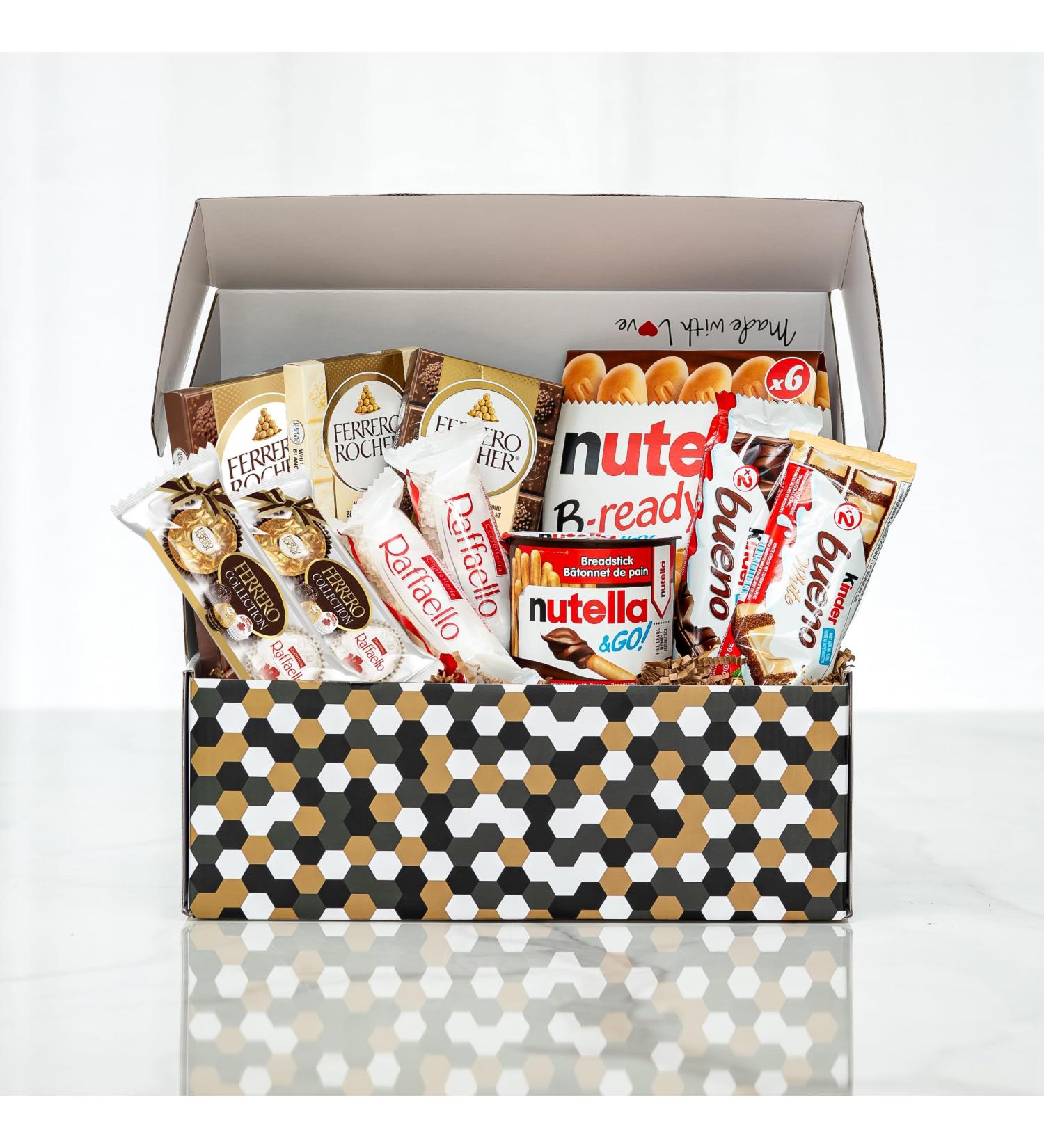 PETER & PAUL'S GIFTS Chocolate Gift Basket with a Selection of Gourmet Chocolate Bars and Snacks (Large)
