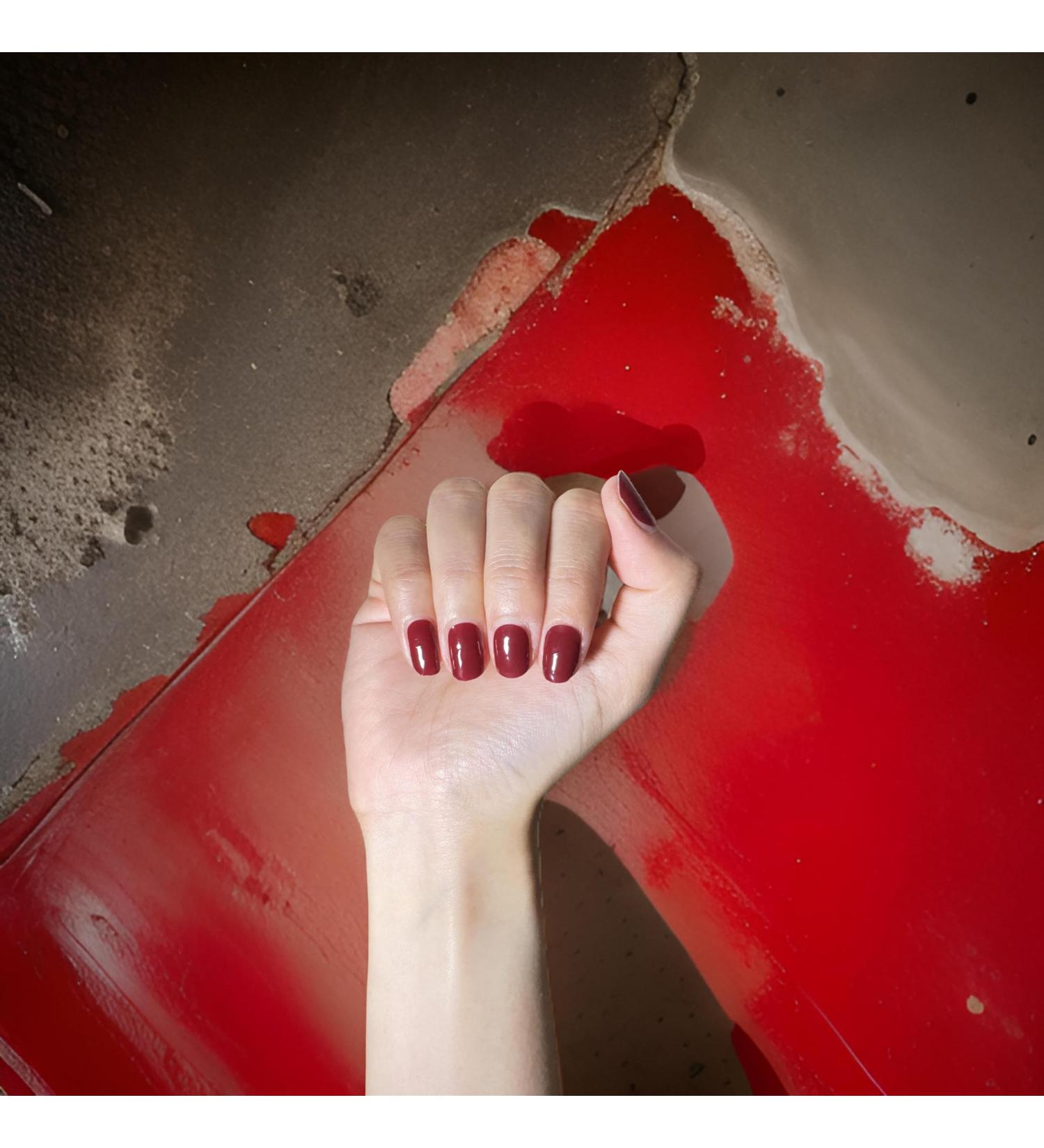 StreetKitty Emergency Nail Wraps 22 Piece Classic Glossy Colors Full Wrap Nail Polish Strips Self-Adhesive Premium Quality Nail Stickers Lasts up to 24 Hours (1 Blood Red) 1 Blood Red - Buy Online on GoSupps.com