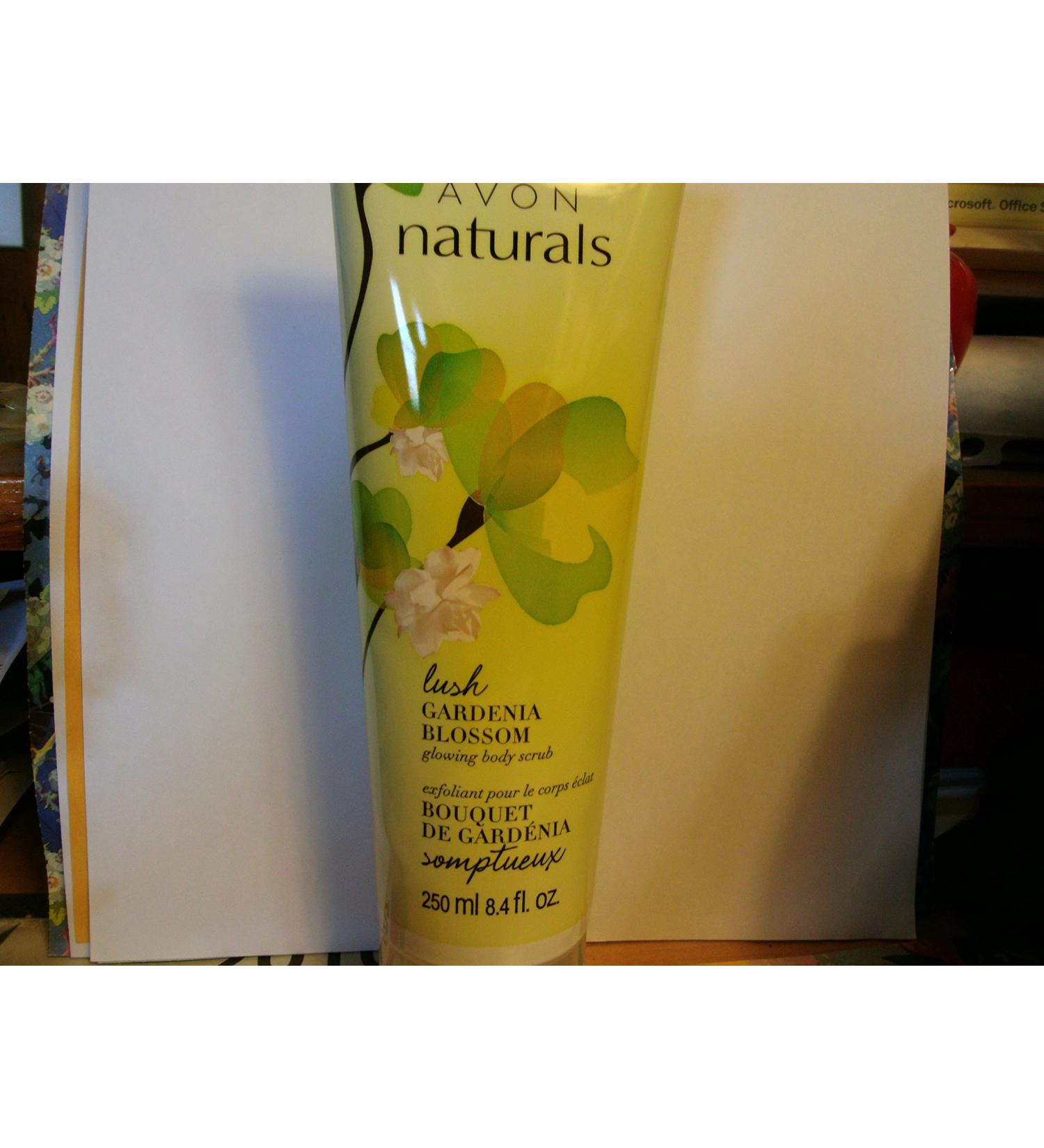 Avon Naturals Glowing Body Scrub (Lush Gardenia Blossom)