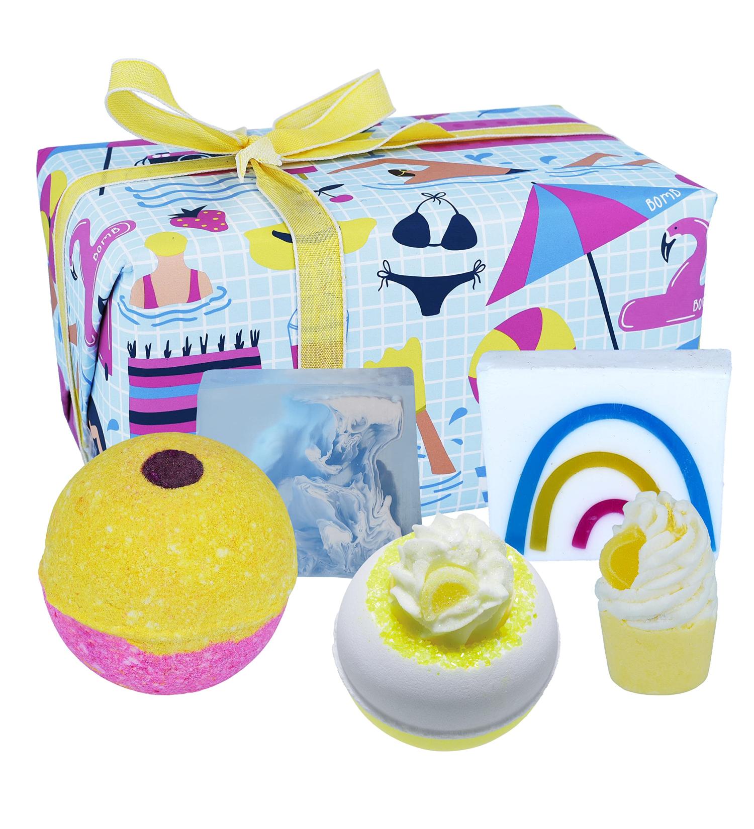 Bomb Cosmetics Good Vibes Handmade Bath Bomb Bath Melt and Soap Slice Wrapped Gift Pack Summer Holiday Themed Handmade & Cruelty Free with Pure Essential Oils Contains 5-Pieces 660g 1 Count (Pack of 1) Good Vibes - Buy Online on GoSupps.com