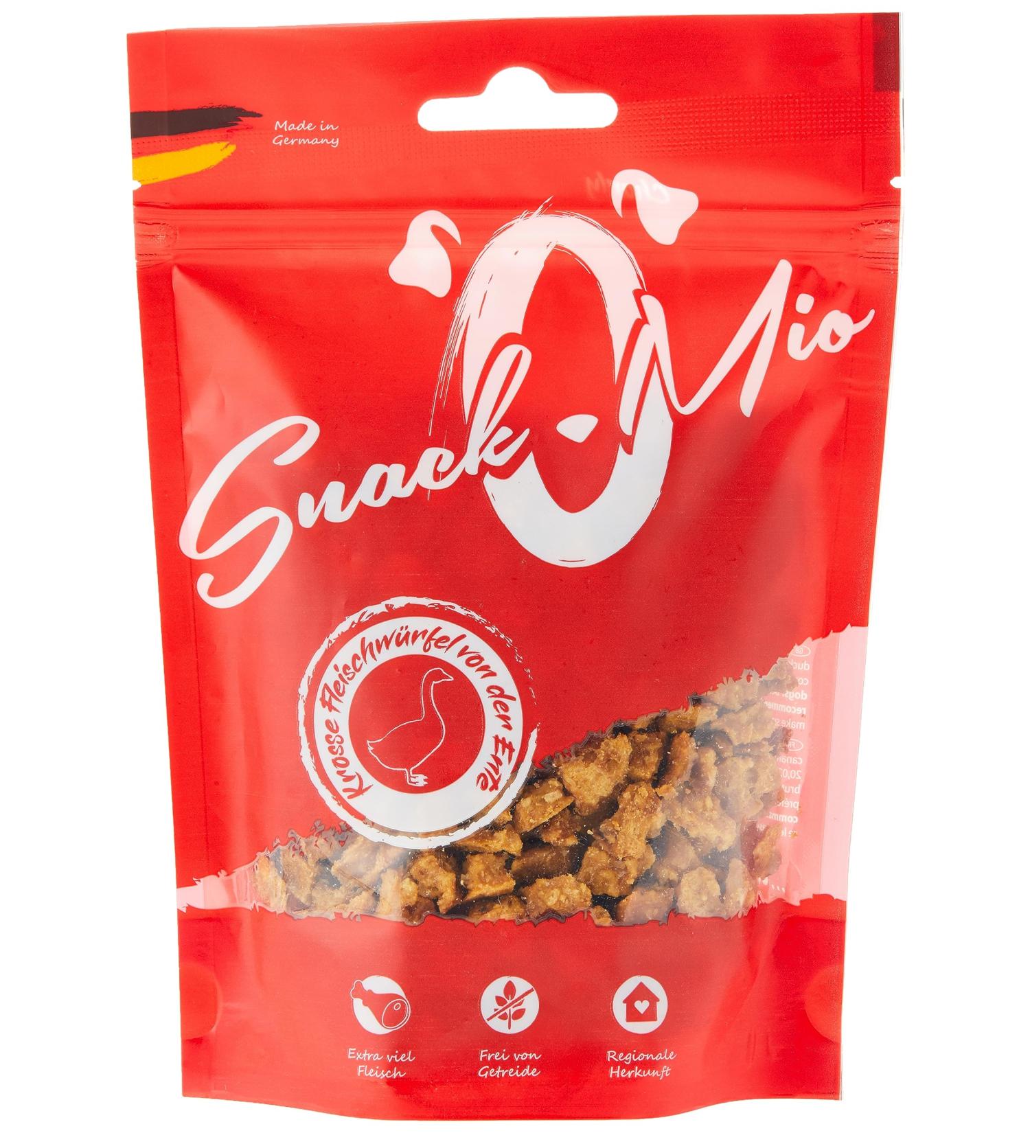 Snackomio Premium Duck Dog Snacks - Grain-Free Juicy Meat Cubes (125g) - International Shipping Available - Buy Online on GoSupps.com